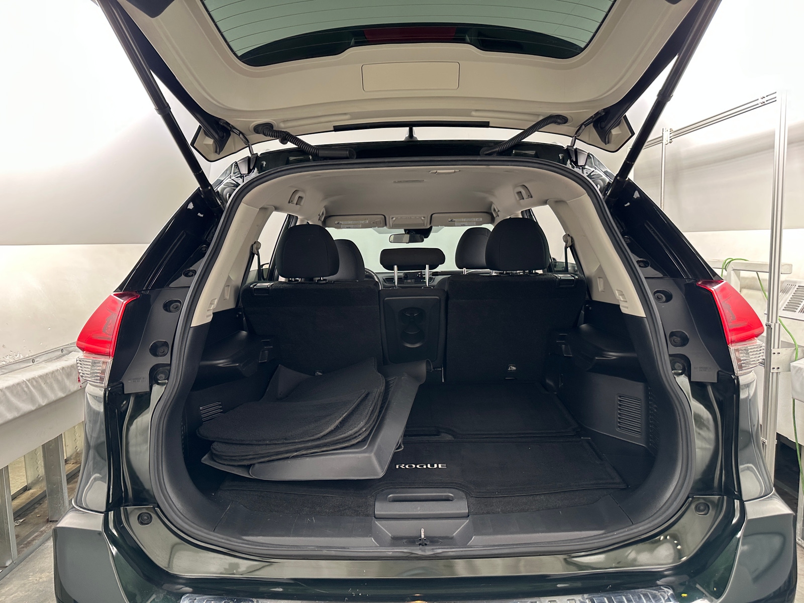 Thumbnail: 2019 Nissan Rogue - 7