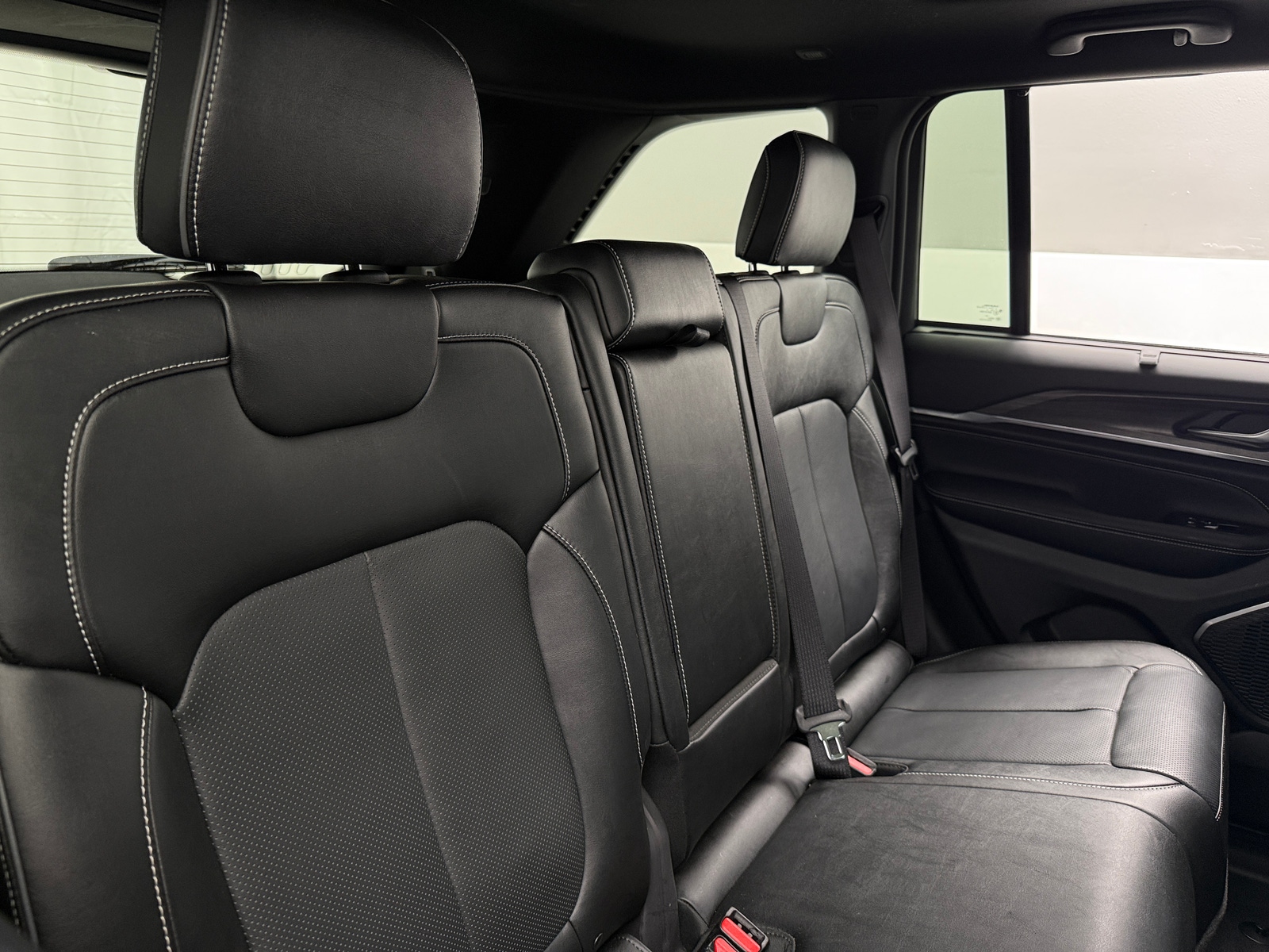 Thumbnail: 2023 Jeep Grand Cherokee - 5