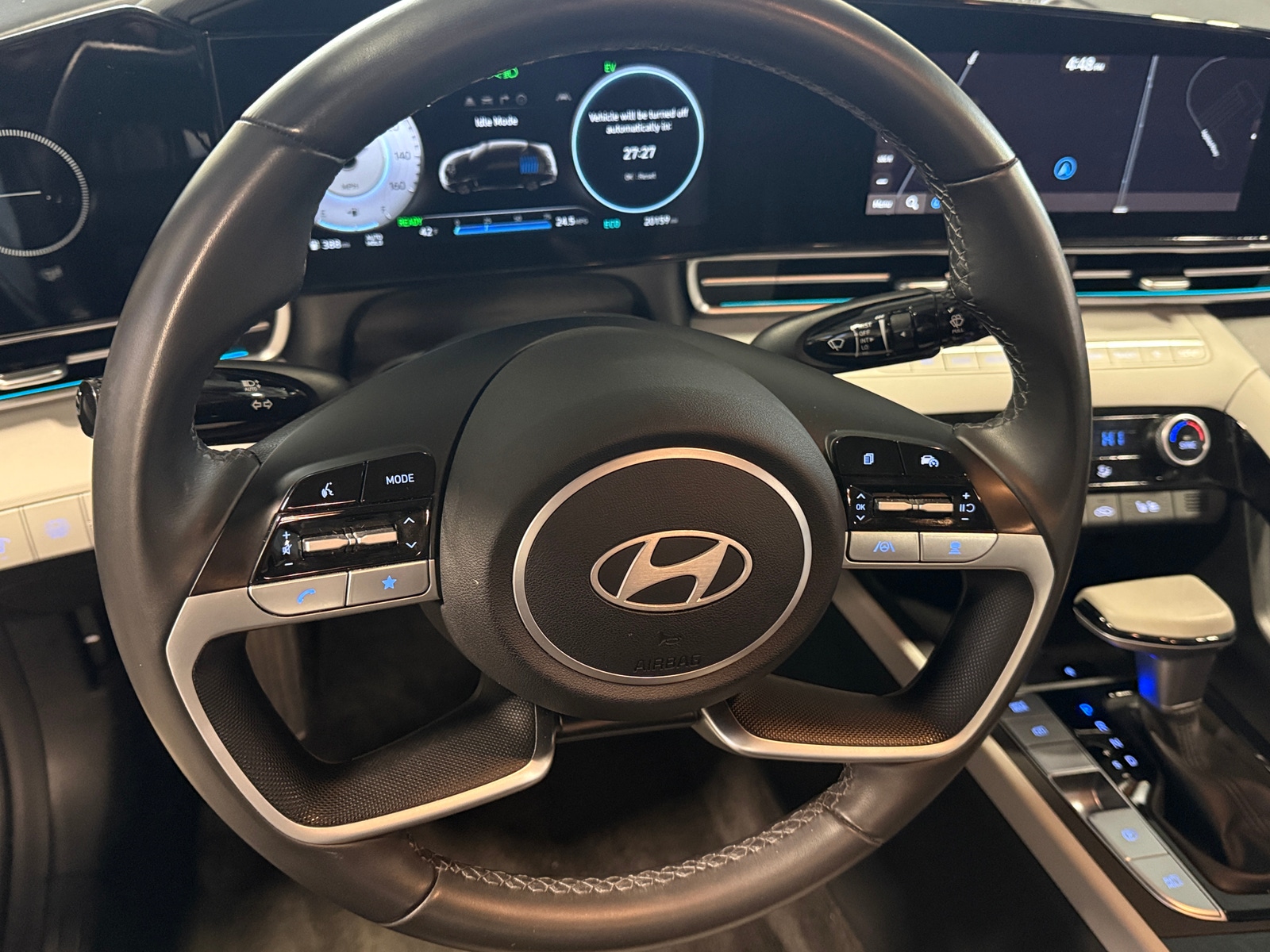 Thumbnail: 2025 Hyundai Elantra - 4