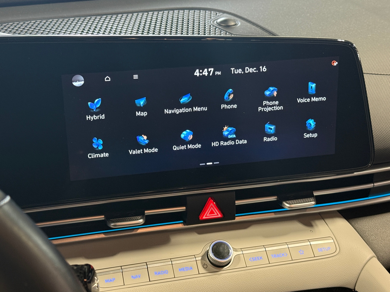 Thumbnail: 2025 Hyundai Elantra - 3