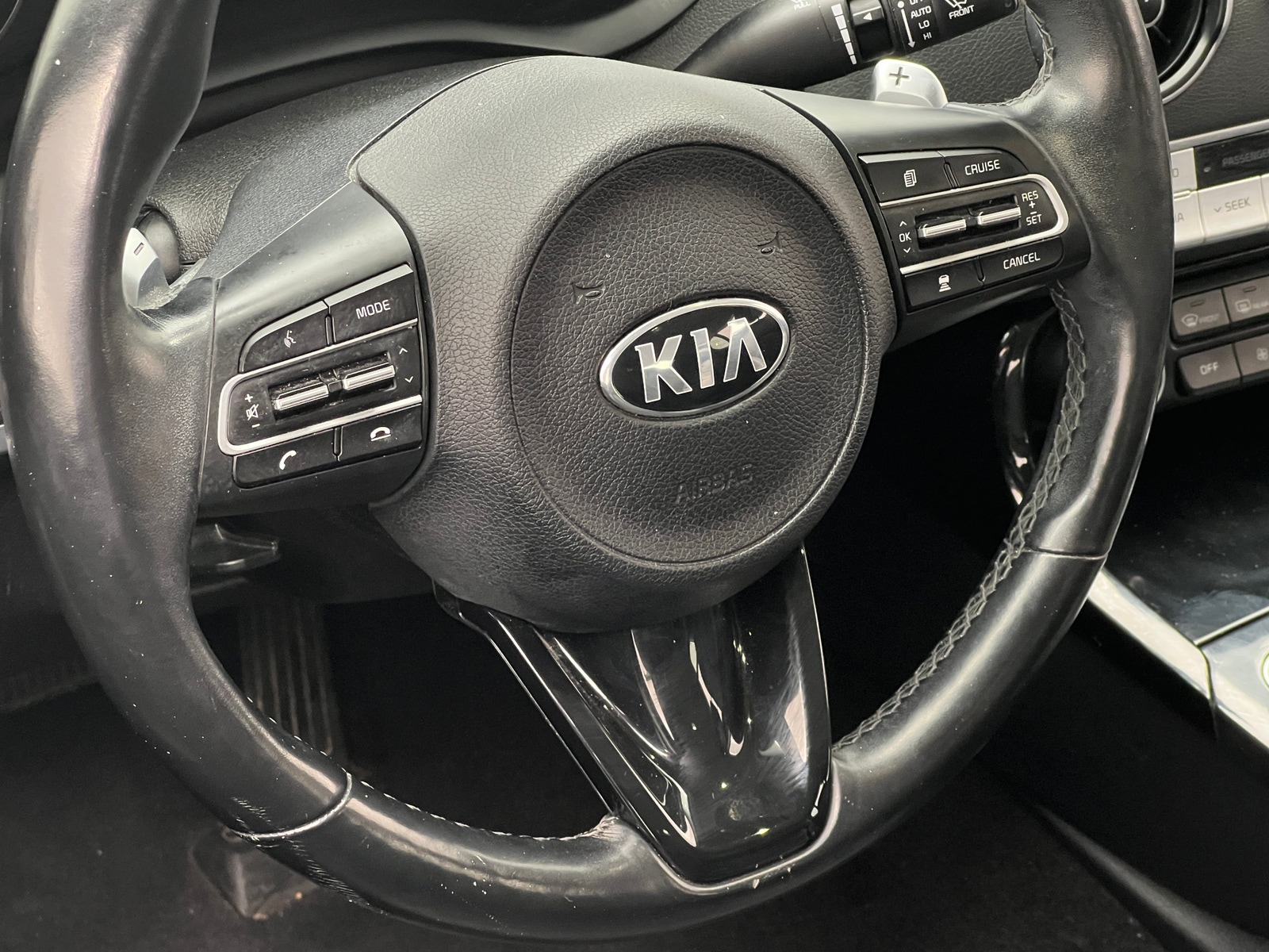 Thumbnail: 2018 Kia Stinger - 4