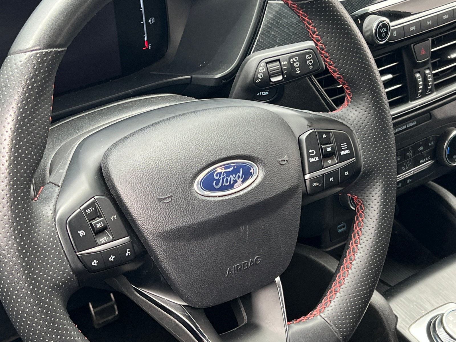 Thumbnail: 2023 Ford Escape - 5