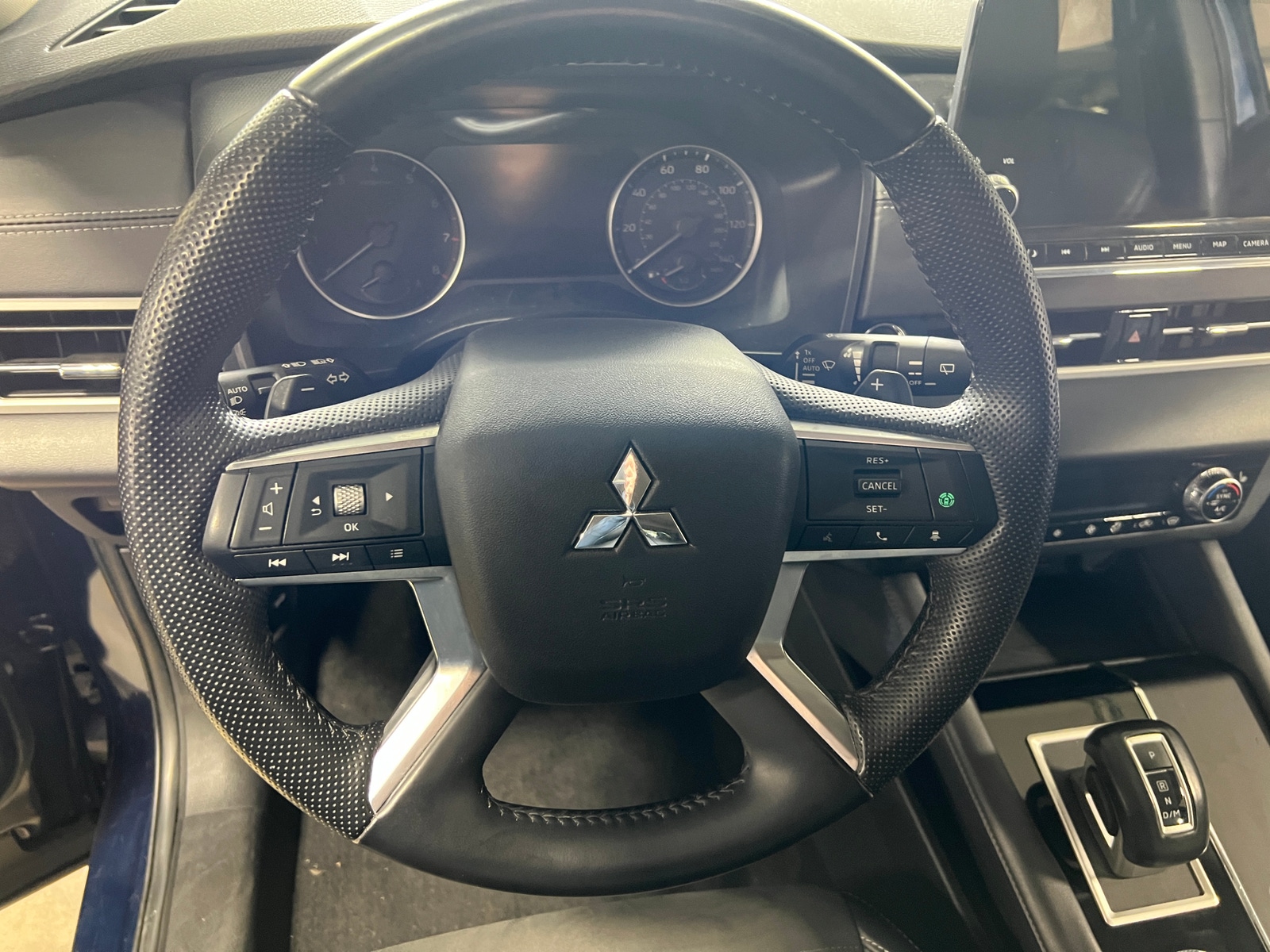 Thumbnail: 2024 Mitsubishi Outlander - 4