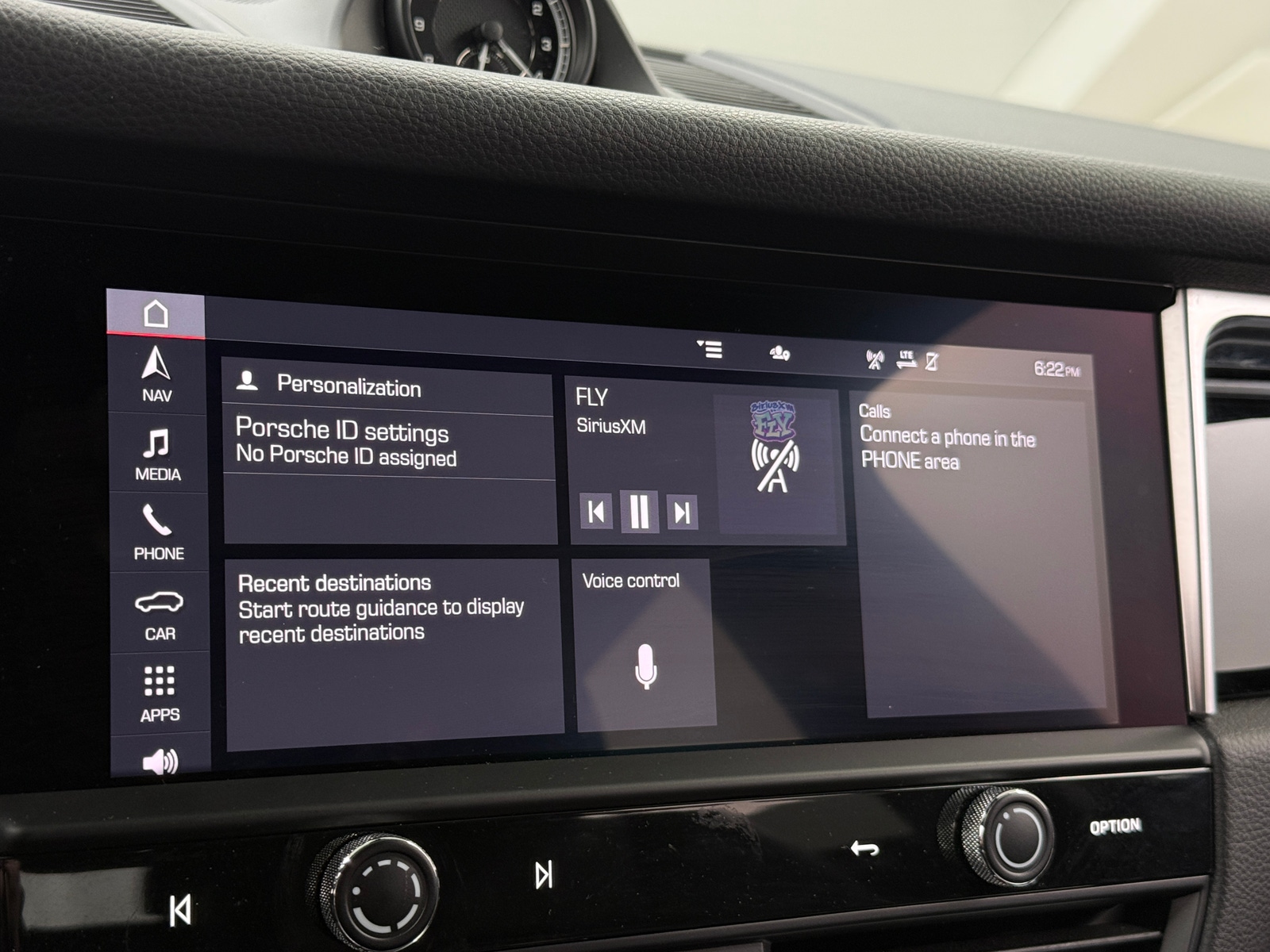 Thumbnail: 2024 Porsche Macan - 3