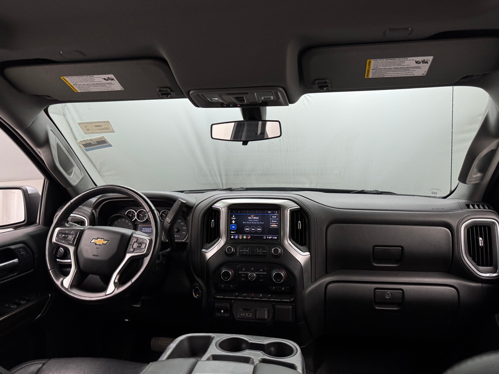 Thumbnail: 2020 Chevrolet Silverado 1500 - 3