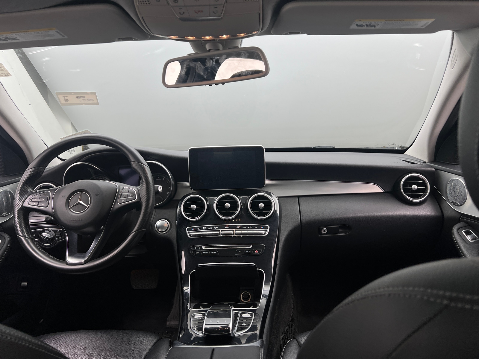 Thumbnail: 2015 Mercedes-Benz C-Class - 2