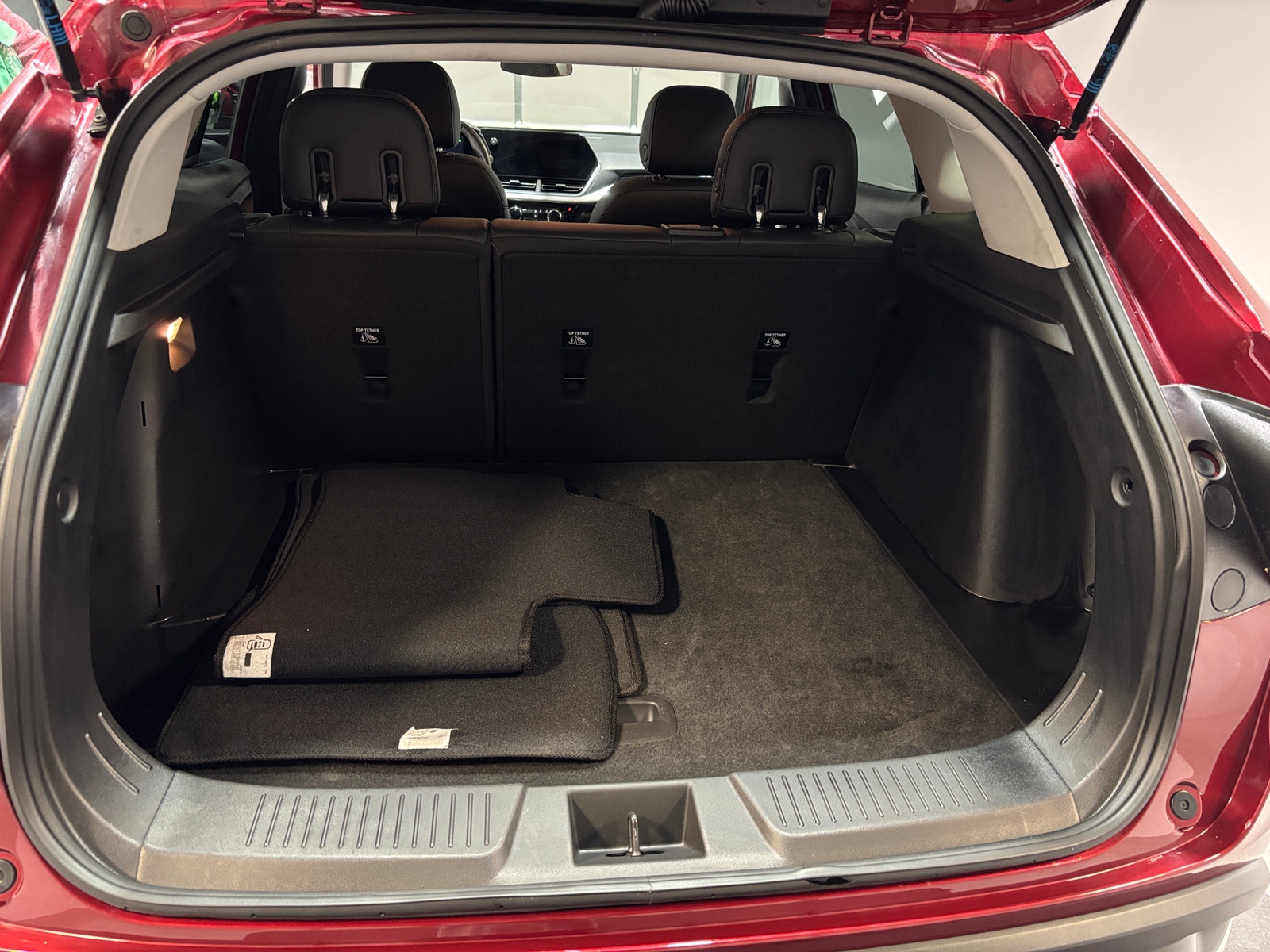 Thumbnail: 2025 Chevrolet Trax - 7