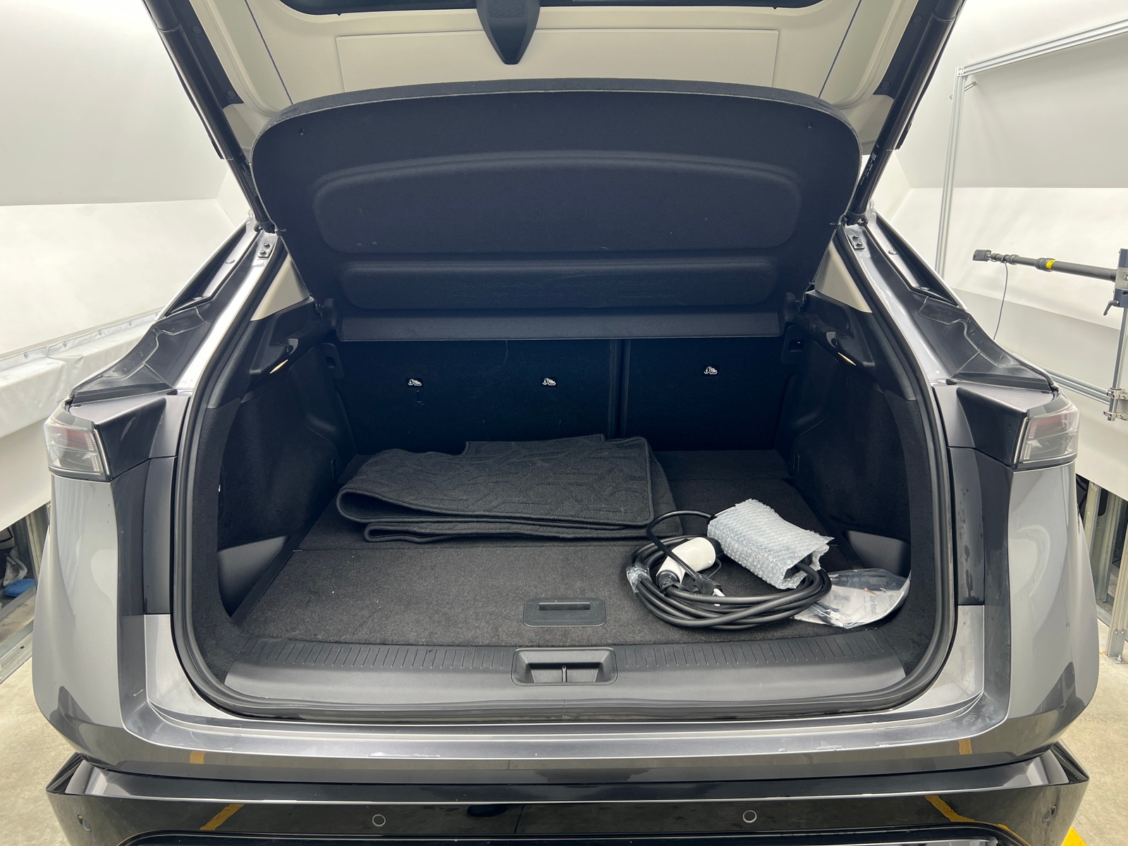 Thumbnail: 2023 Nissan Ariya - 6