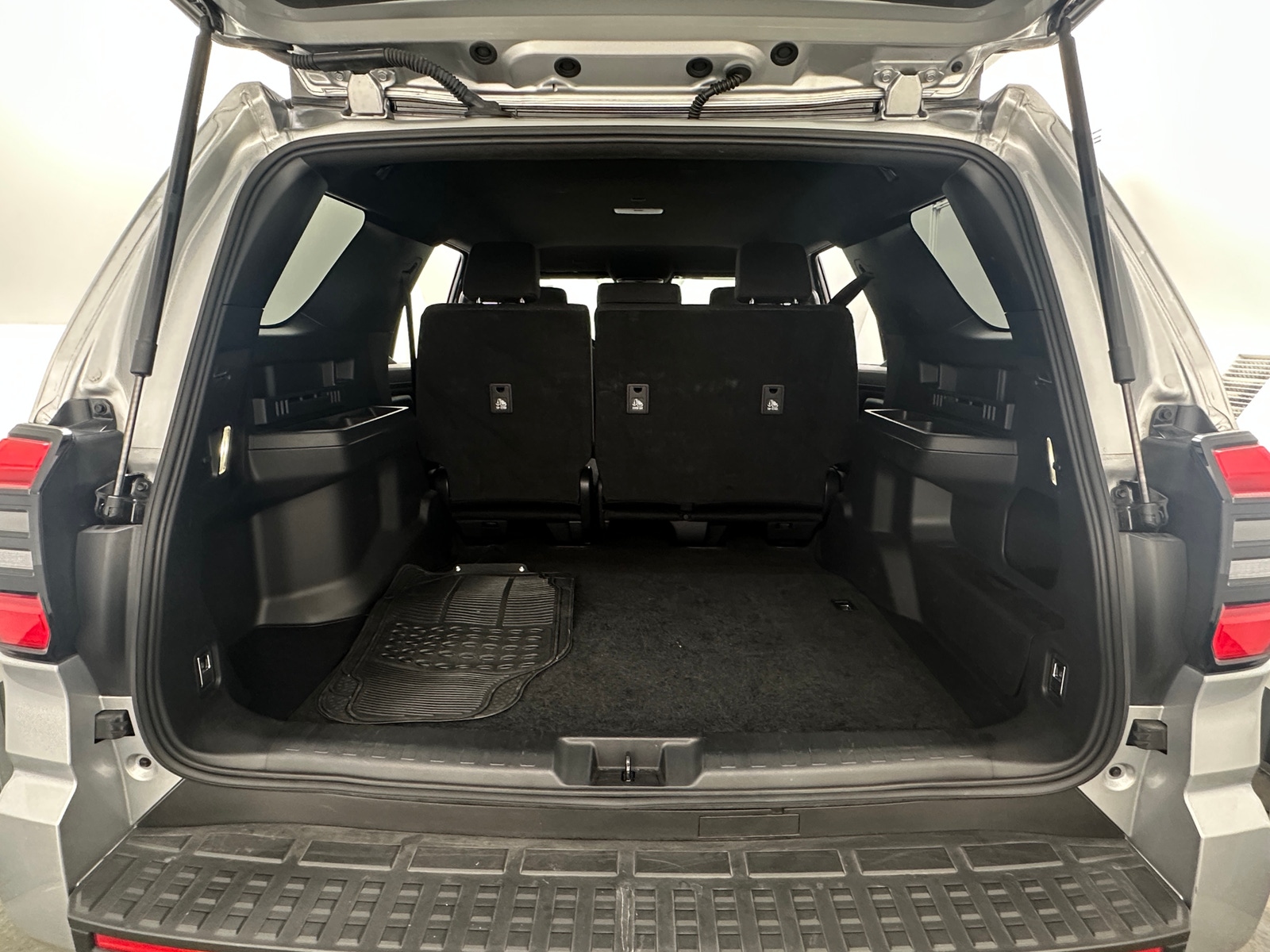 Thumbnail: 2025 Toyota 4Runner - 7