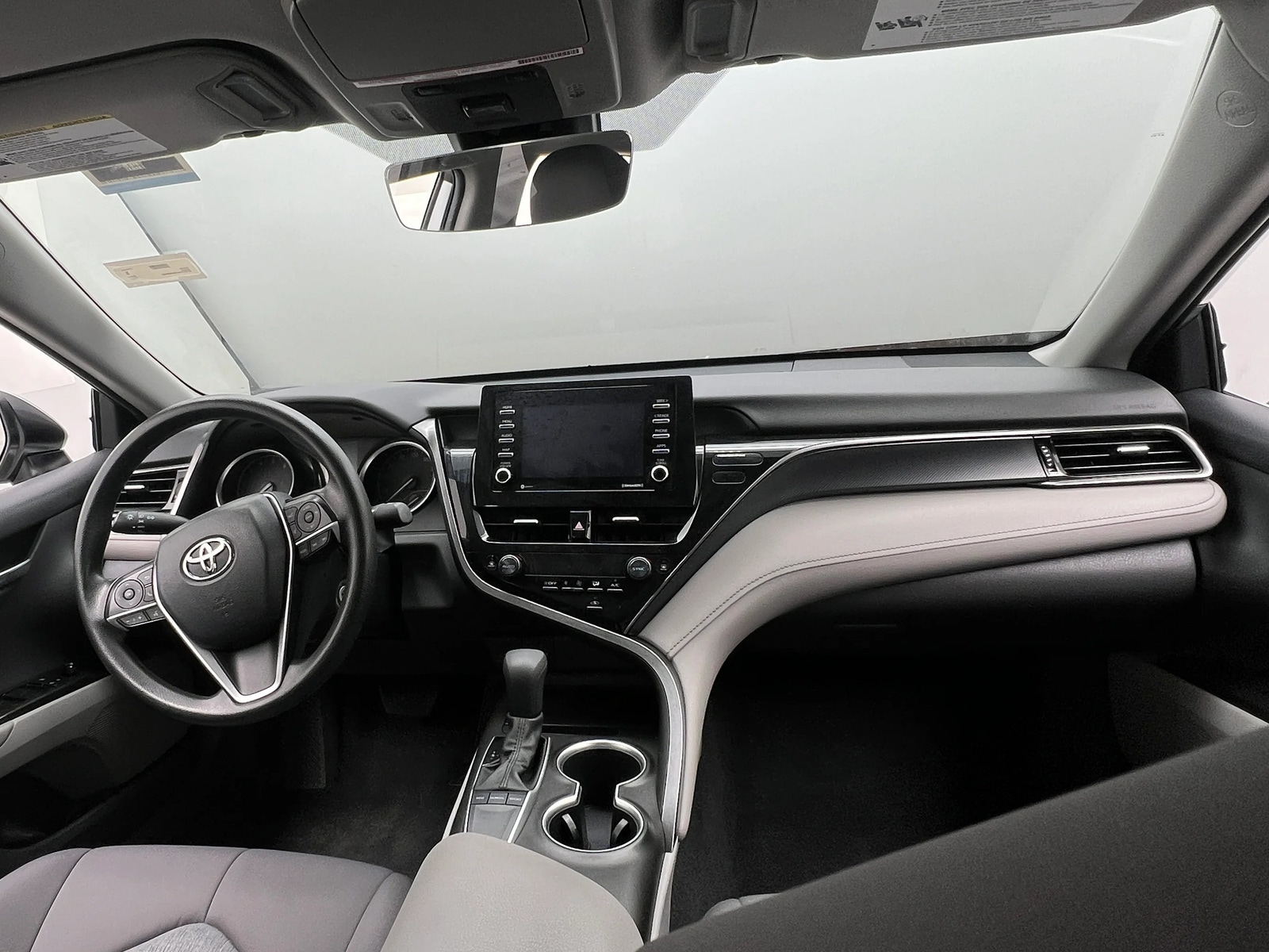 Thumbnail: 2022 Toyota Camry - 3