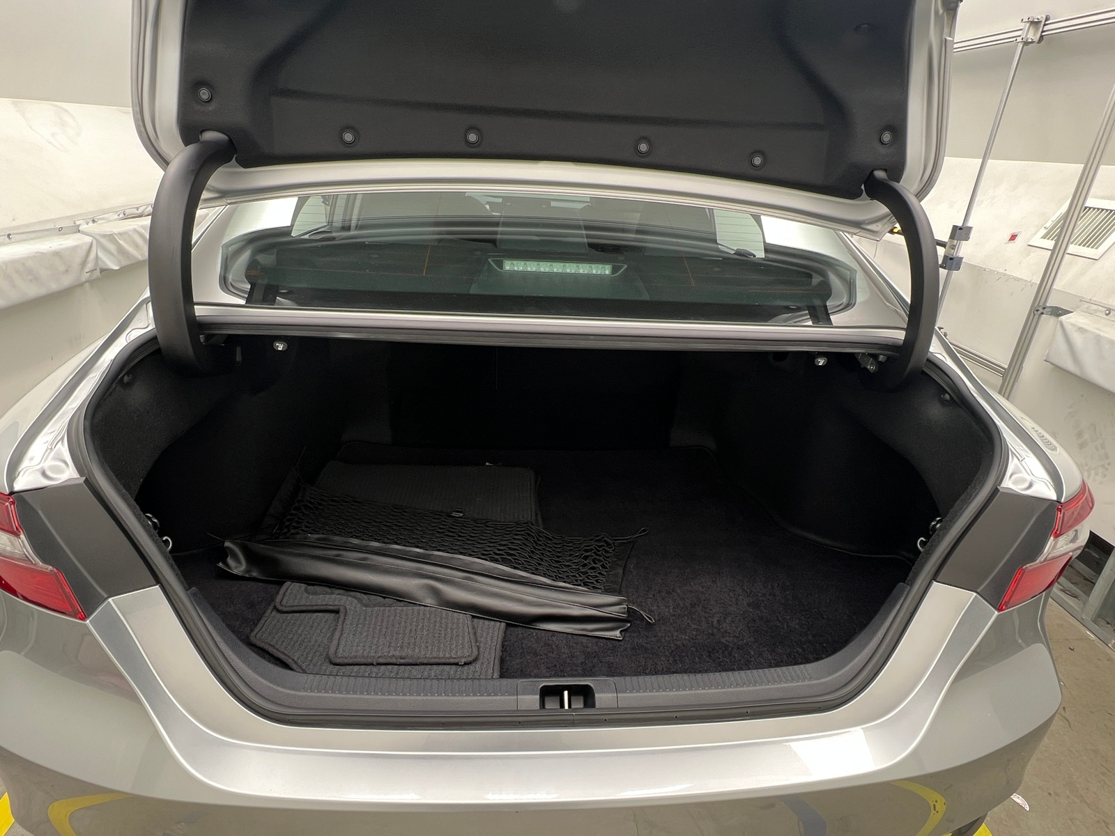 Thumbnail: 2022 Toyota Camry - 7