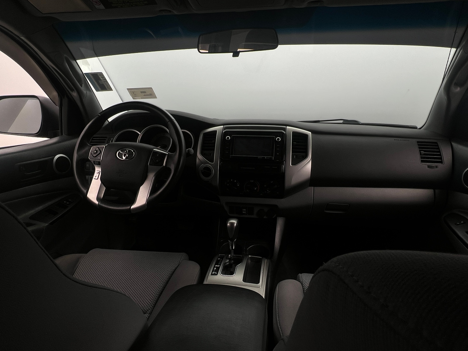 Thumbnail: 2015 Toyota Tacoma - 3