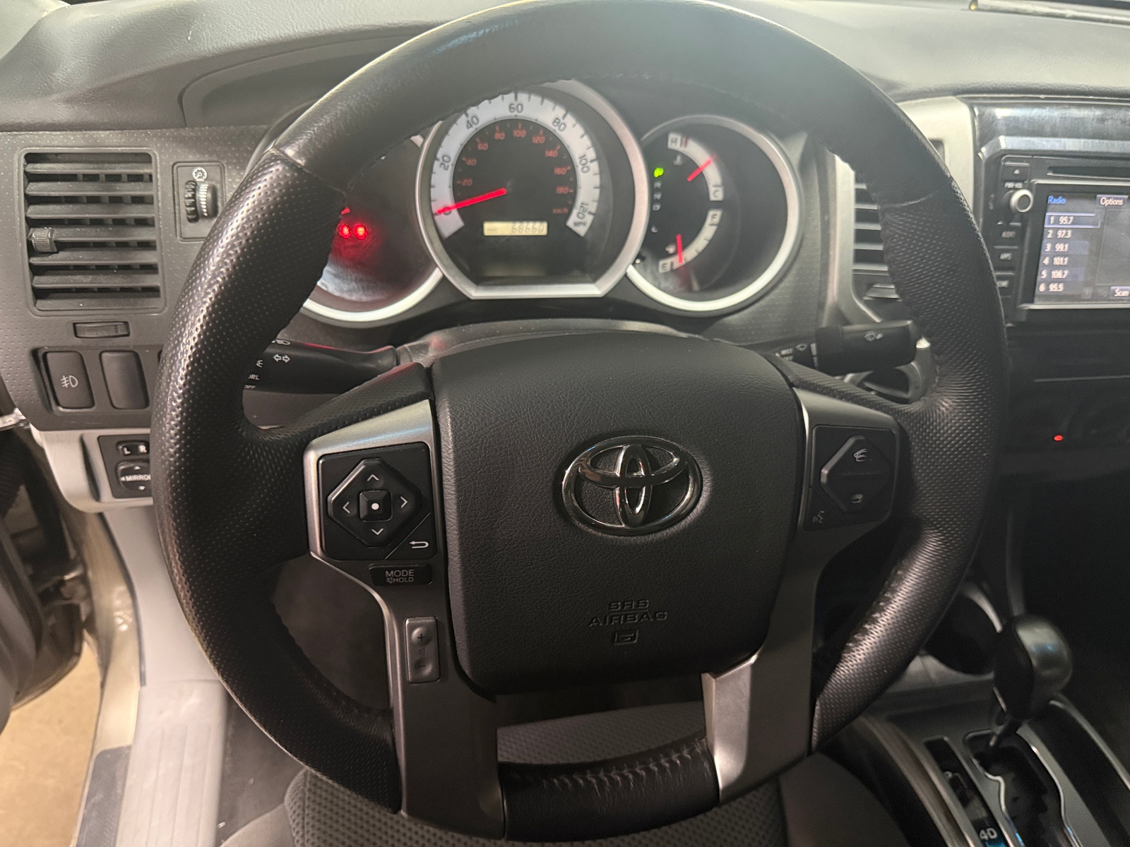 Thumbnail: 2015 Toyota Tacoma - 5