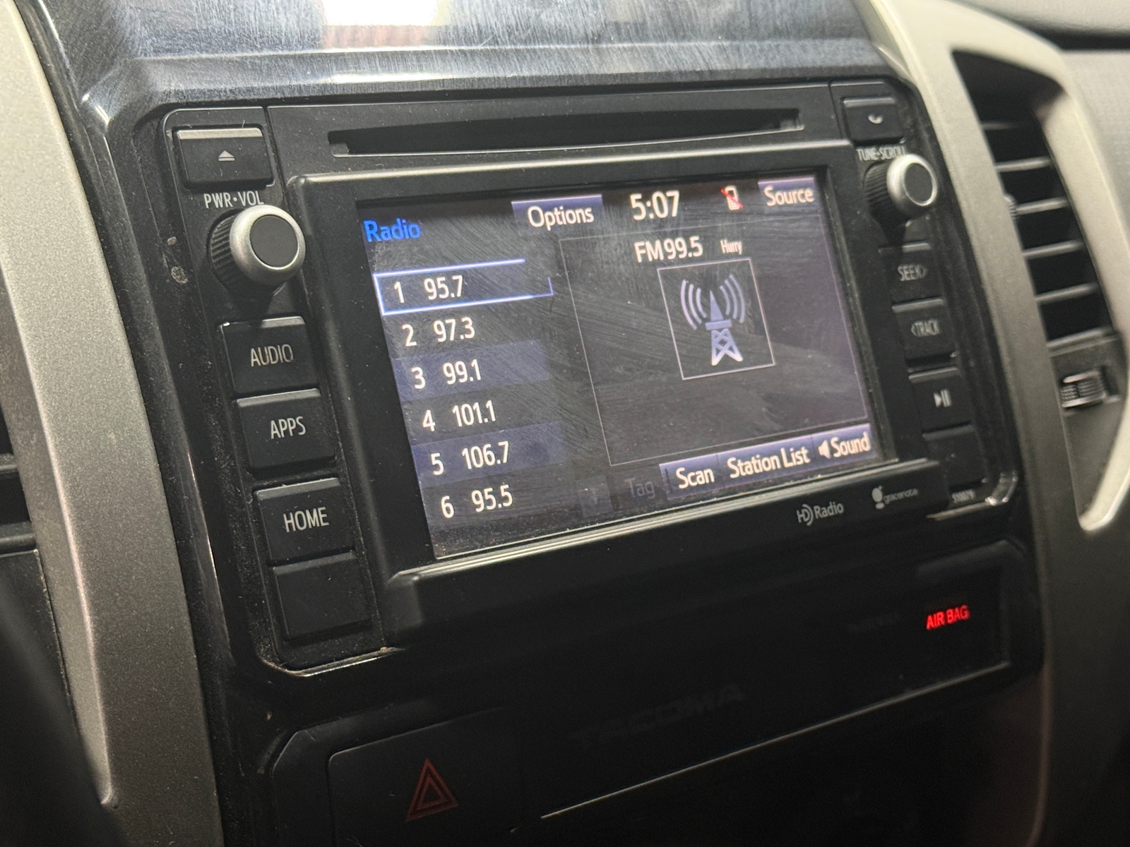 Thumbnail: 2015 Toyota Tacoma - 4