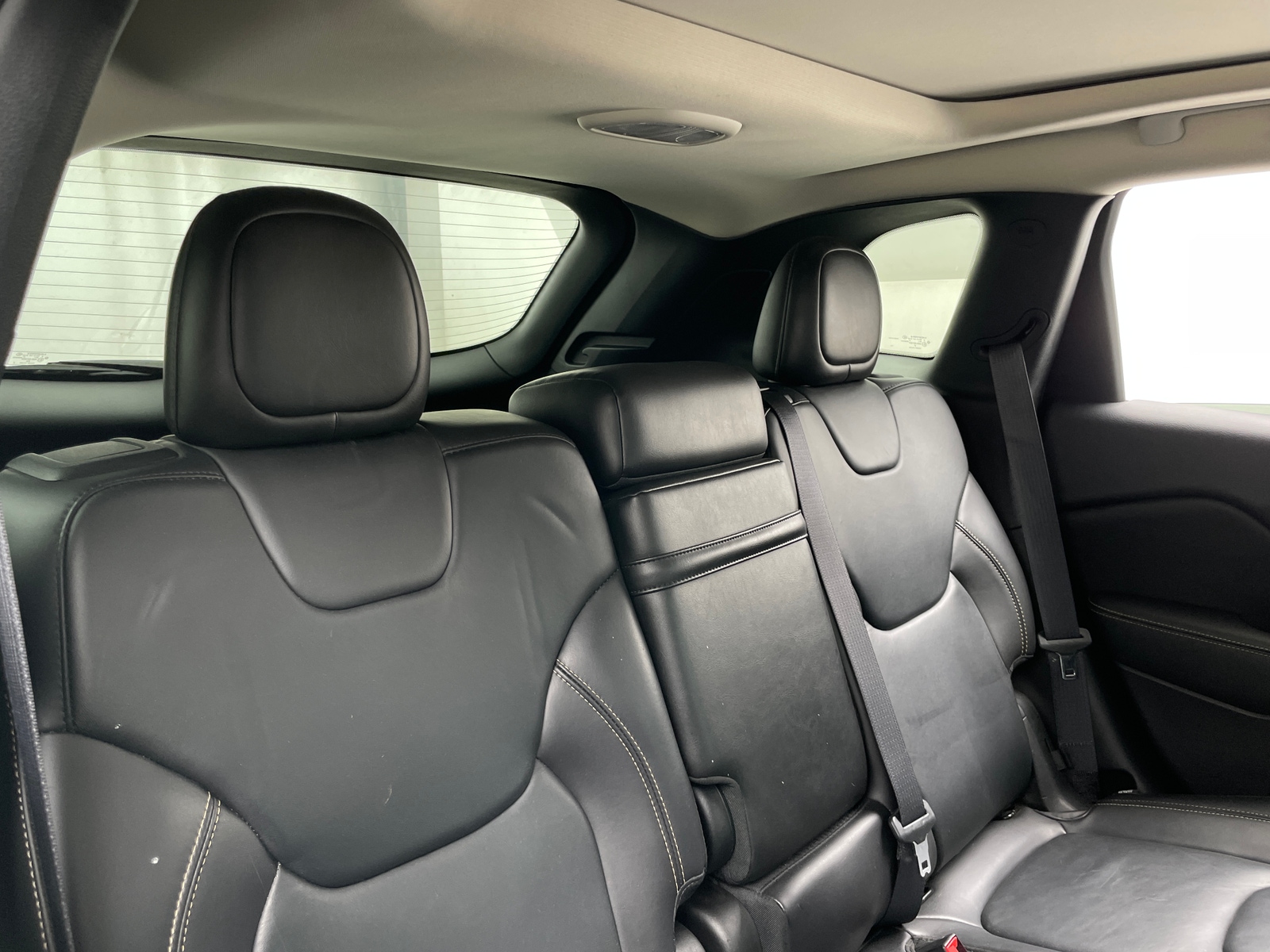 Thumbnail: 2017 Jeep Cherokee - 5