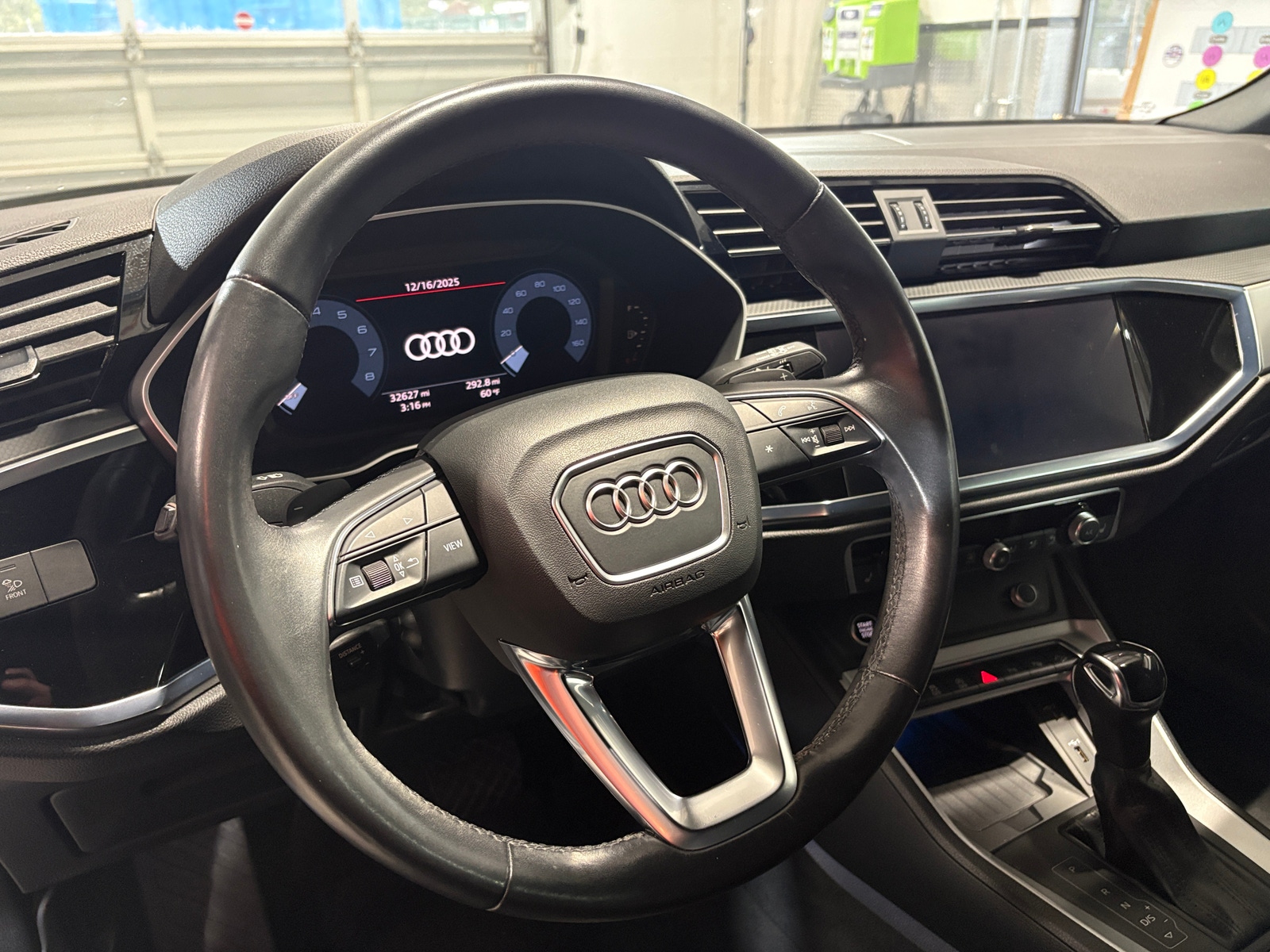 Thumbnail: 2021 Audi Q3 - 4