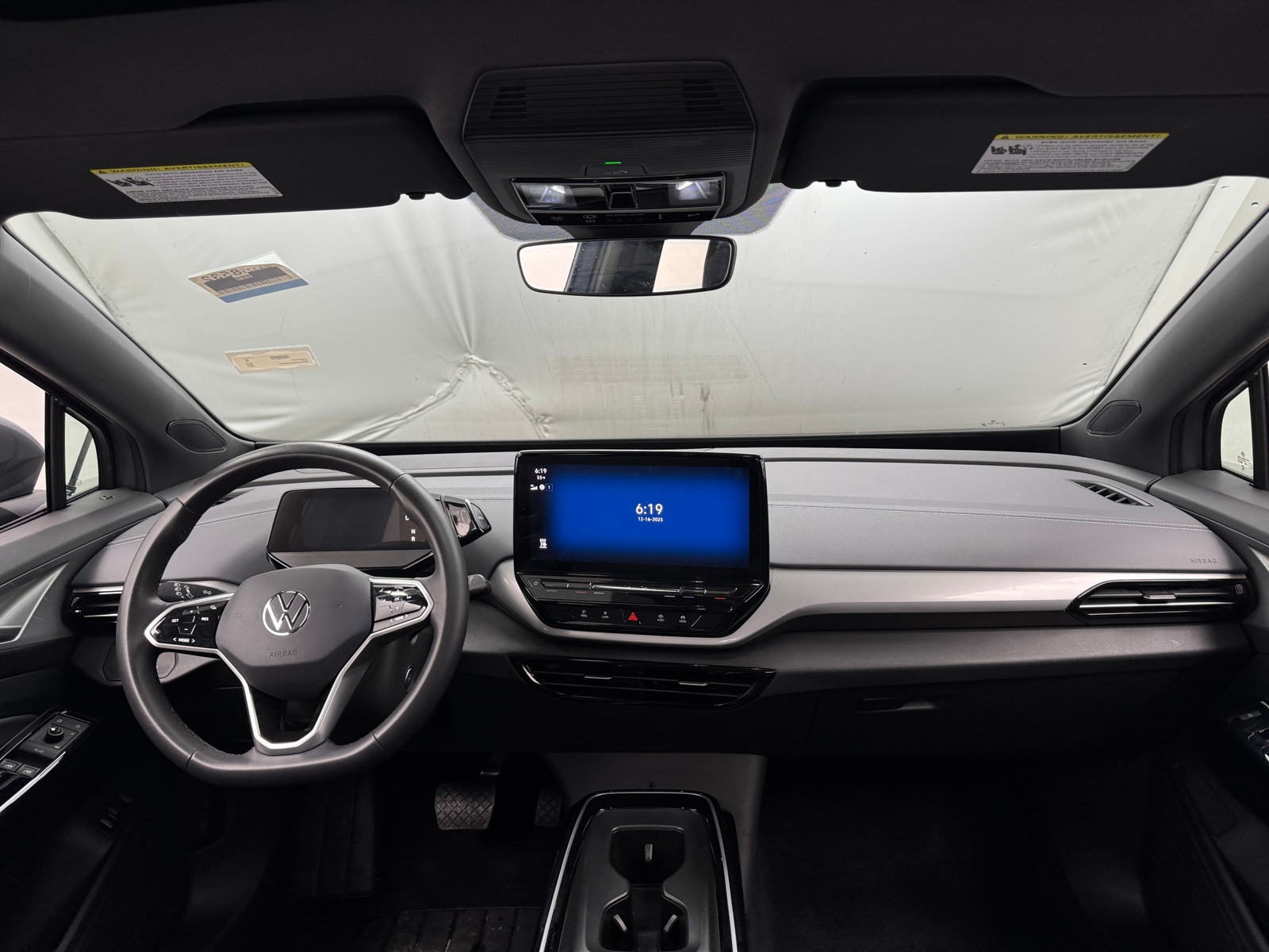 Thumbnail: 2023 Volkswagen ID.4 - 2