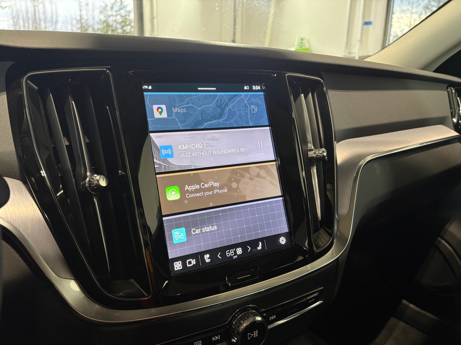 Thumbnail: 2025 Volvo S60 - 3