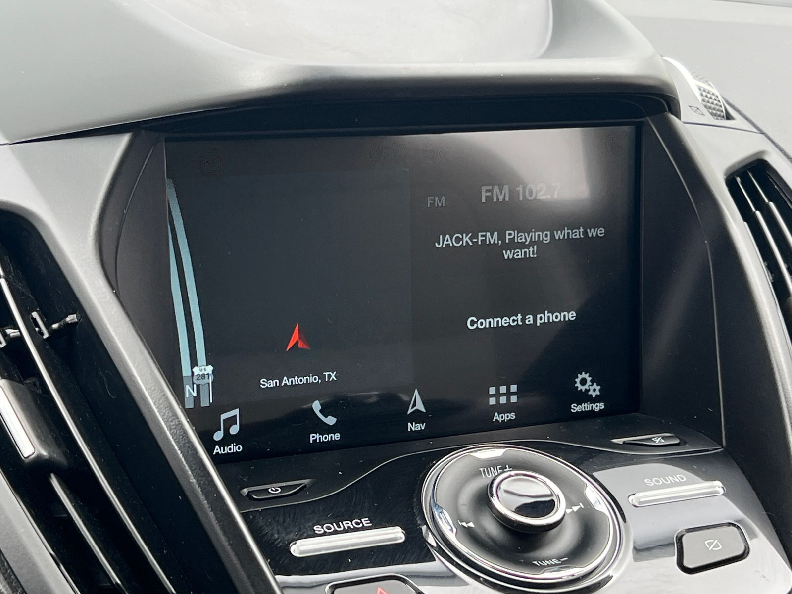 Thumbnail: 2019 Ford Escape - 3