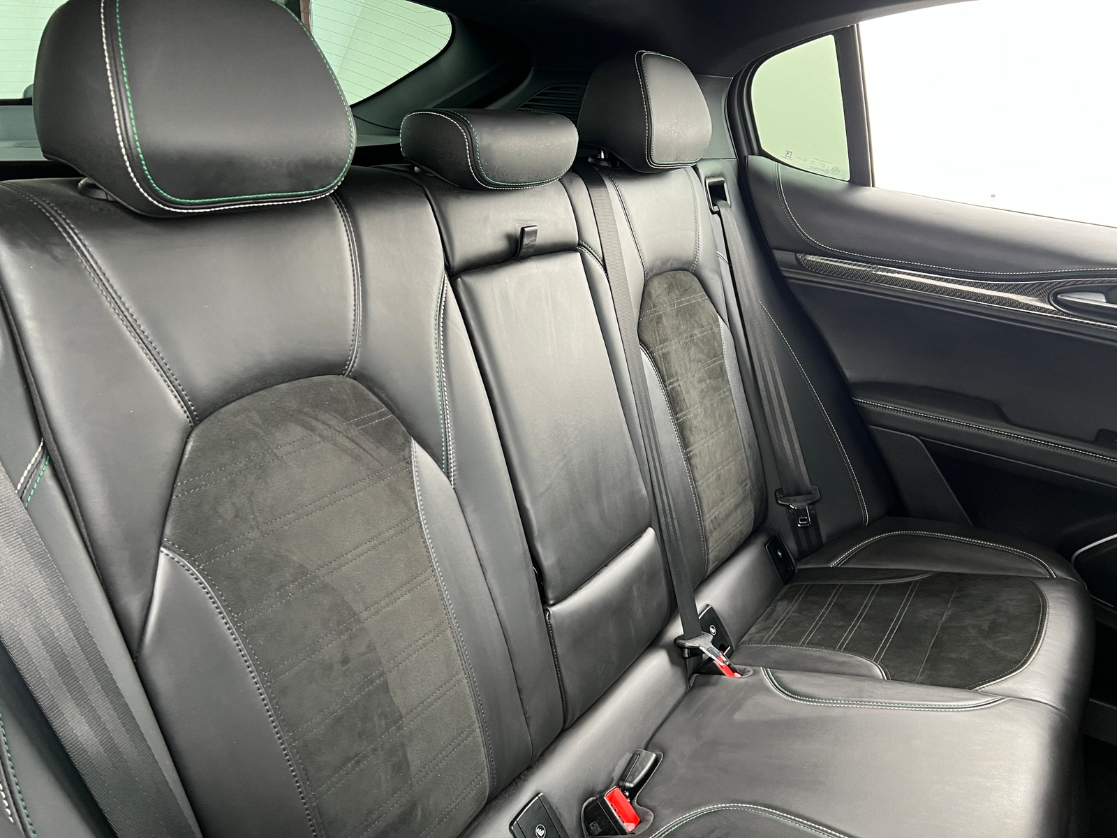 Thumbnail: 2018 Alfa Romeo Stelvio - 5