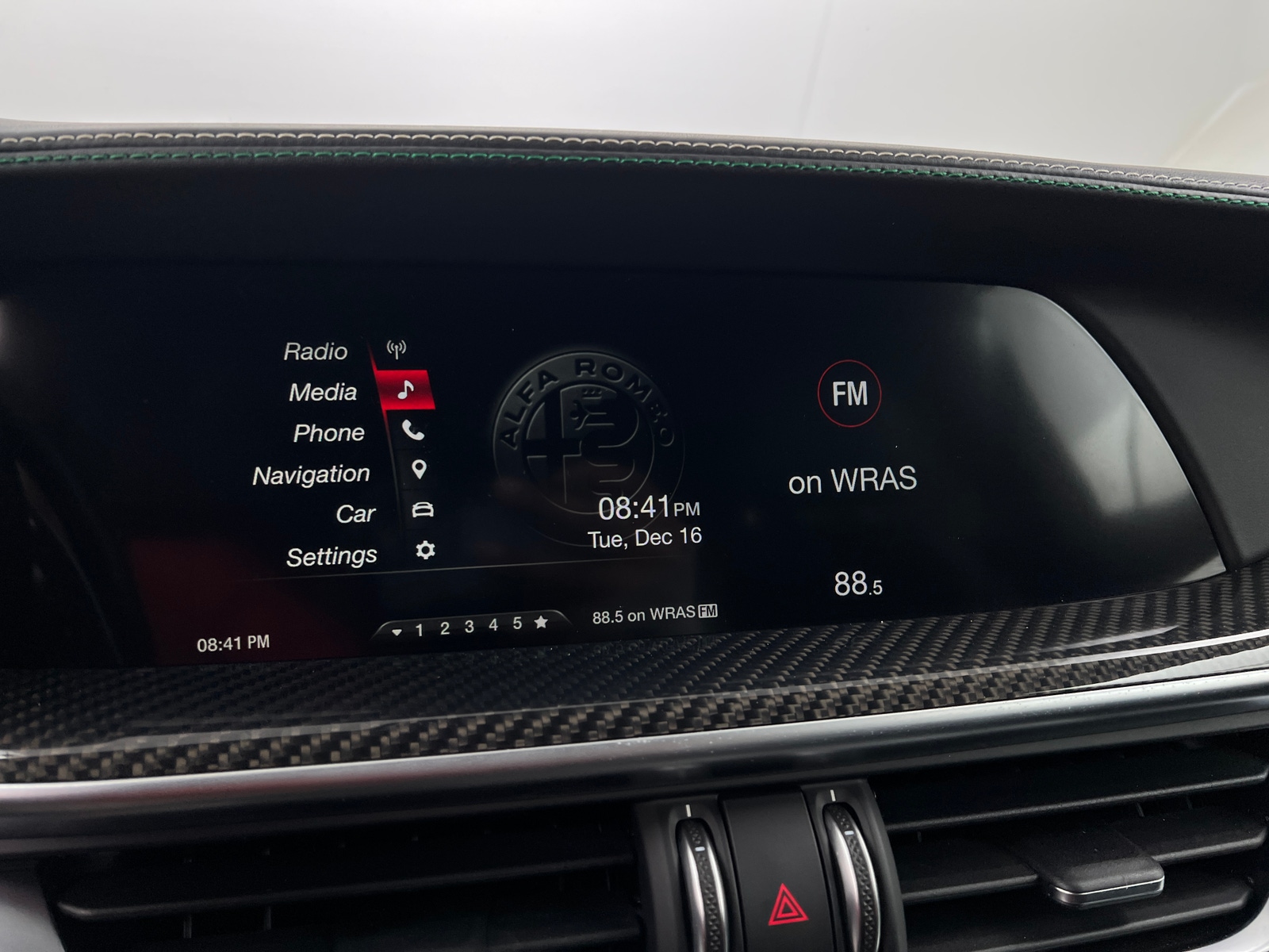 Thumbnail: 2018 Alfa Romeo Stelvio - 3