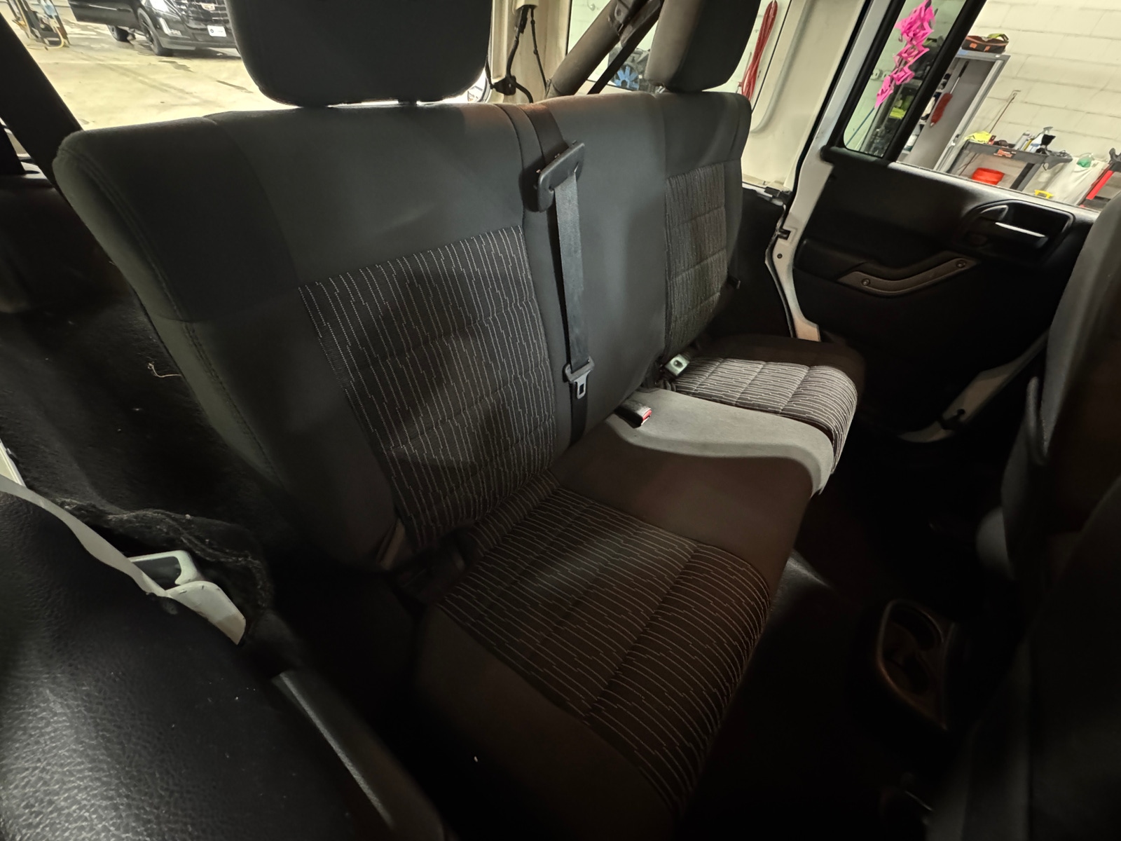 Thumbnail: 2012 Jeep Wrangler - 6