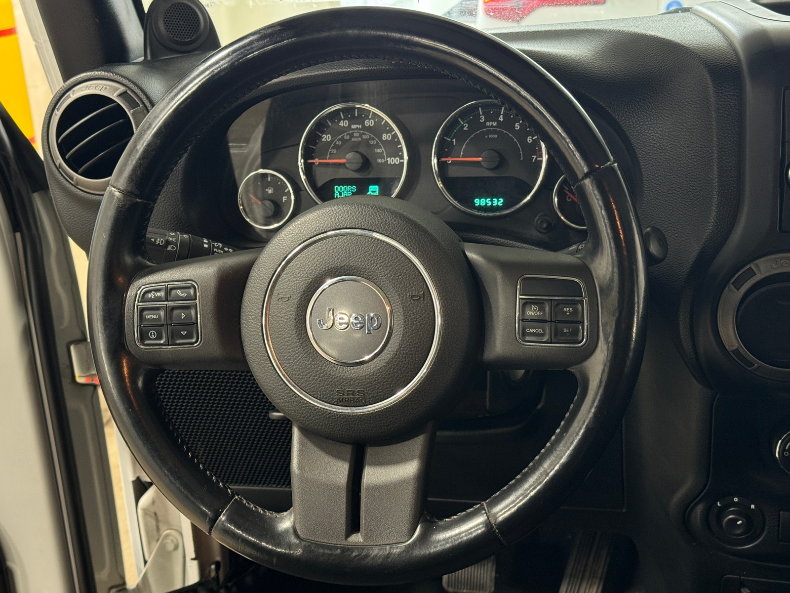 Thumbnail: 2012 Jeep Wrangler - 5