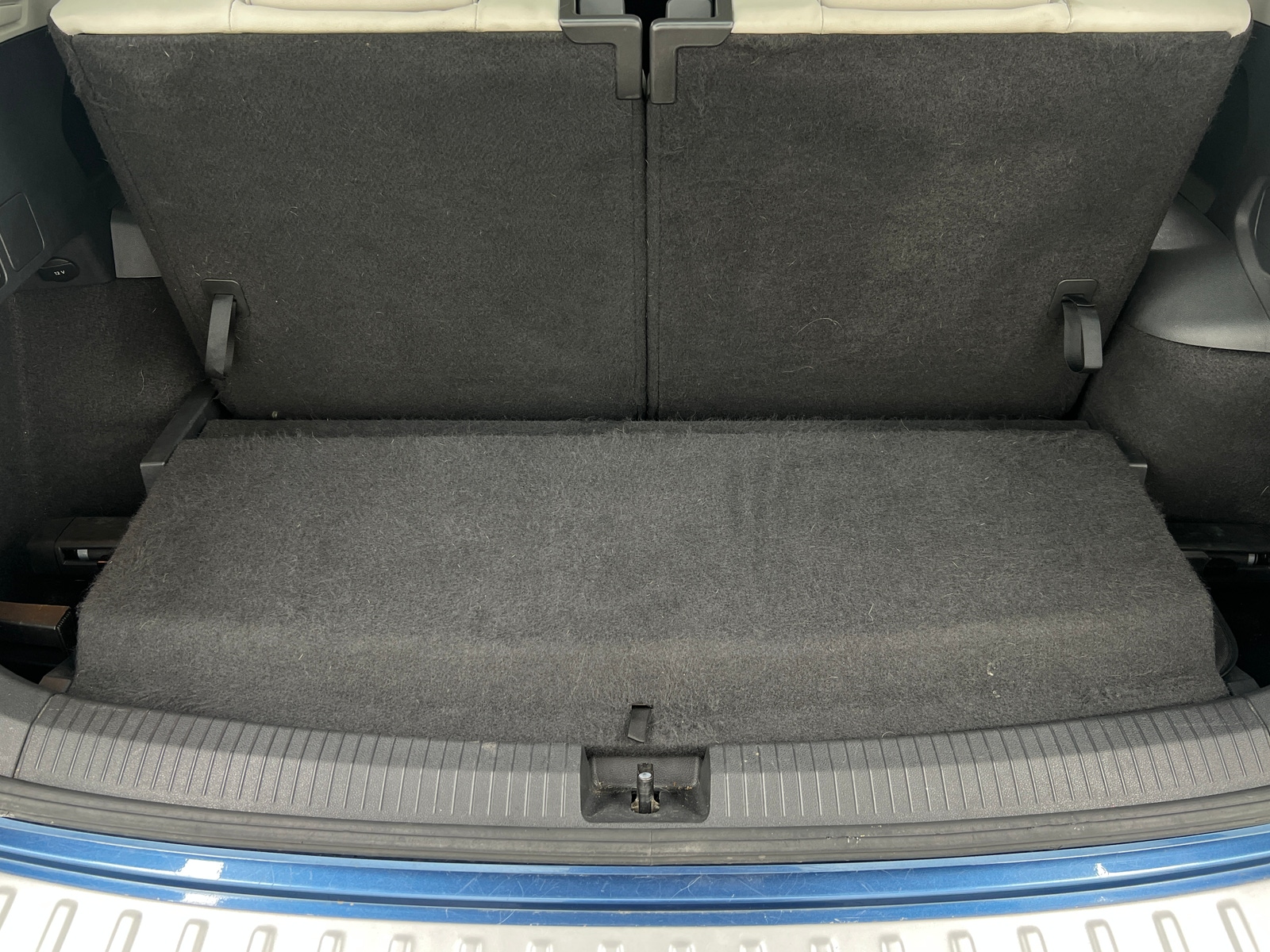 Thumbnail: 2019 Volkswagen Tiguan - 6