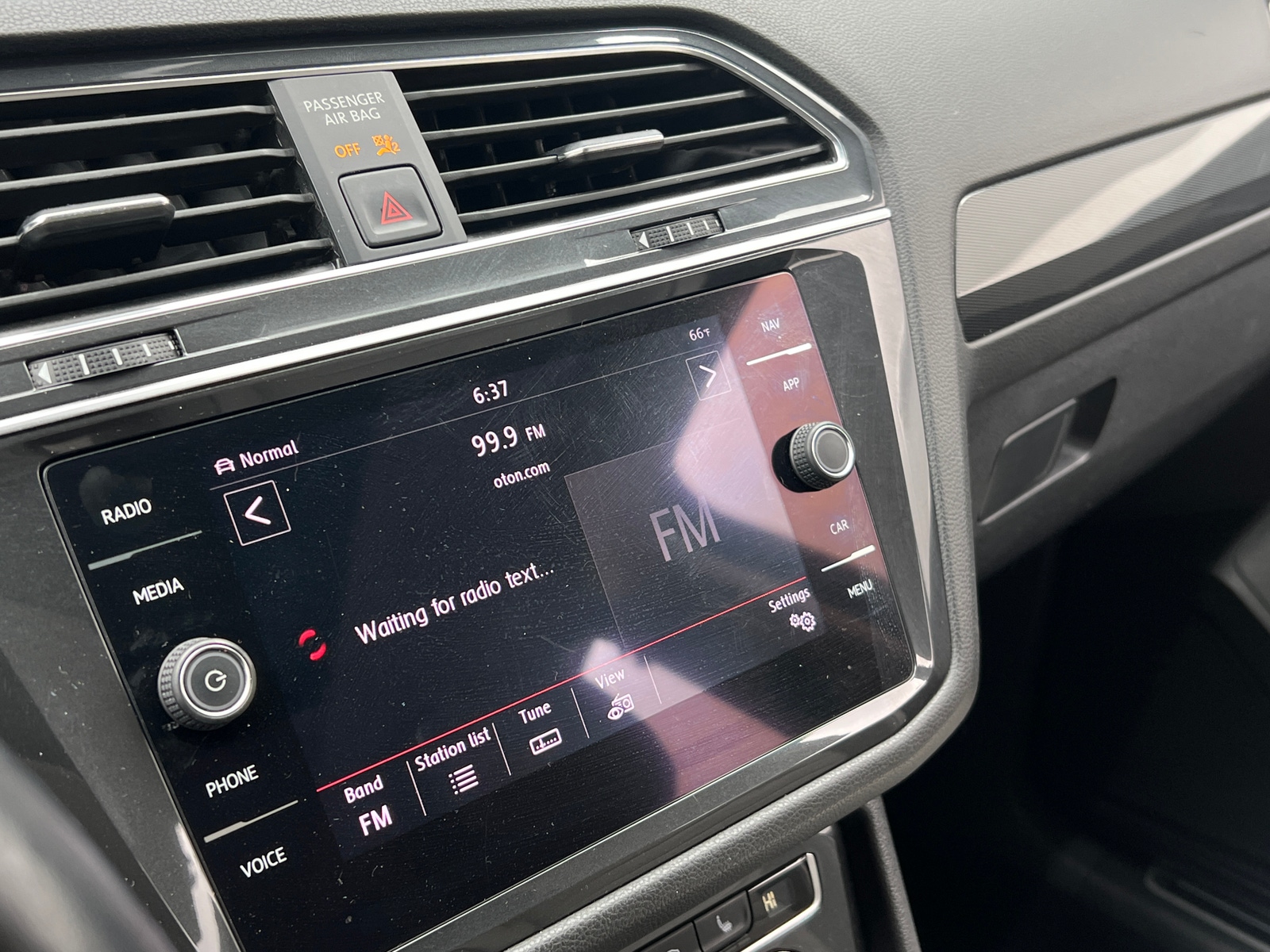 Thumbnail: 2019 Volkswagen Tiguan - 3