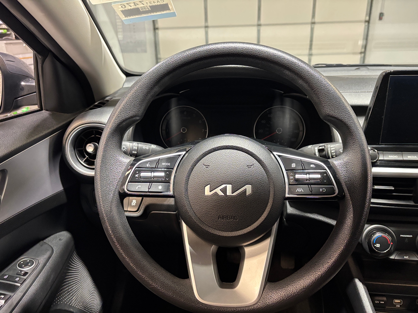 Thumbnail: 2024 Kia Forte - 5