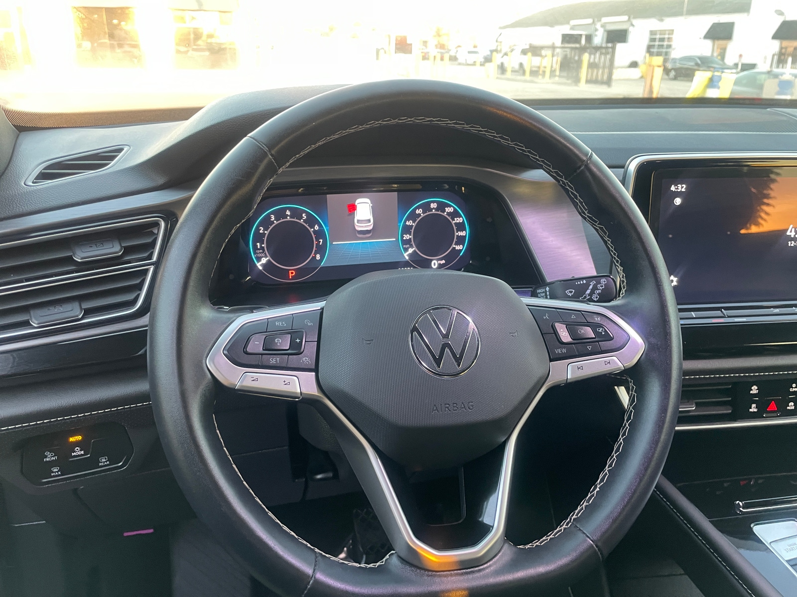 Thumbnail: 2025 Volkswagen Atlas - 5