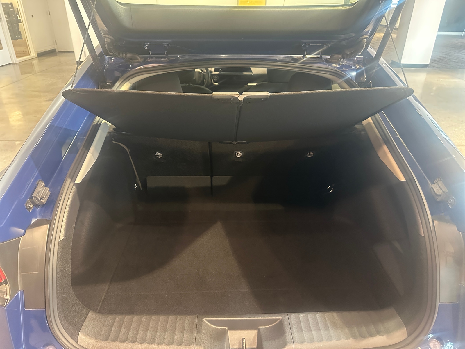 Thumbnail: 2025 Toyota Prius - 6