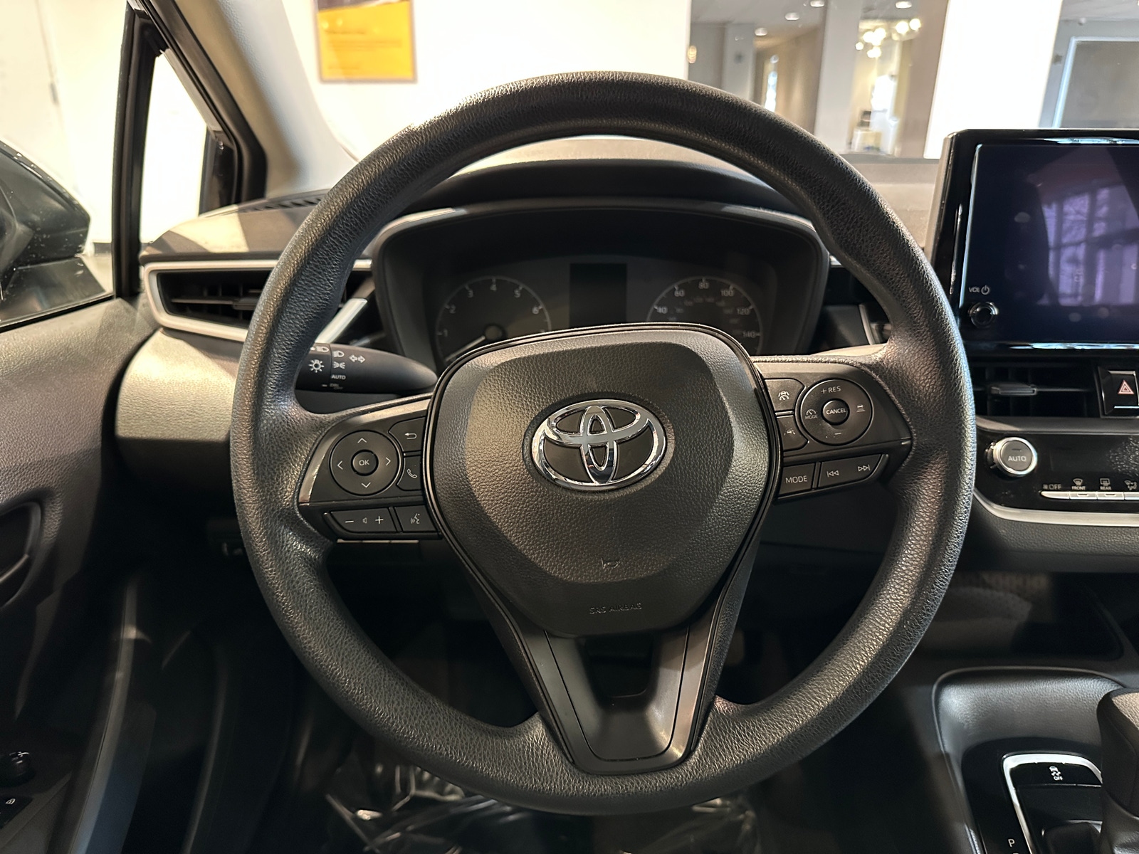 Thumbnail: 2025 Toyota Corolla - 5