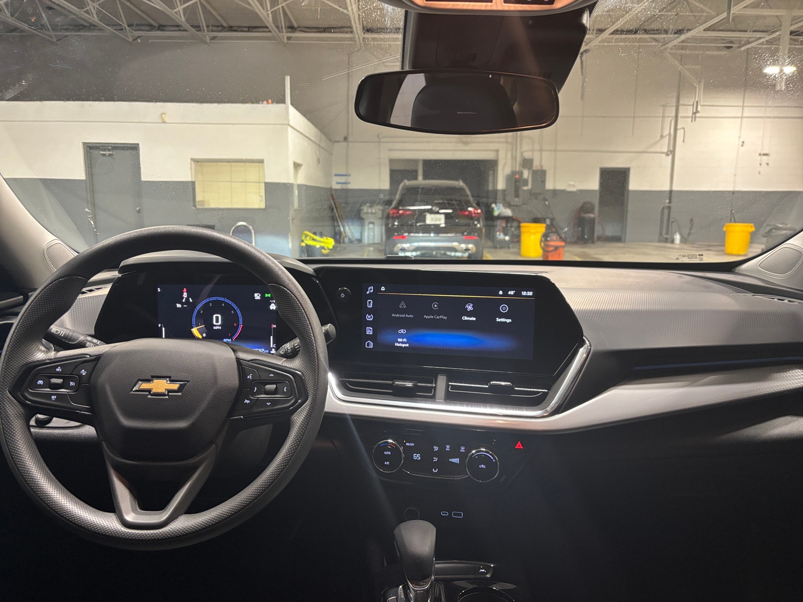 Thumbnail: 2025 Chevrolet Trax - 3