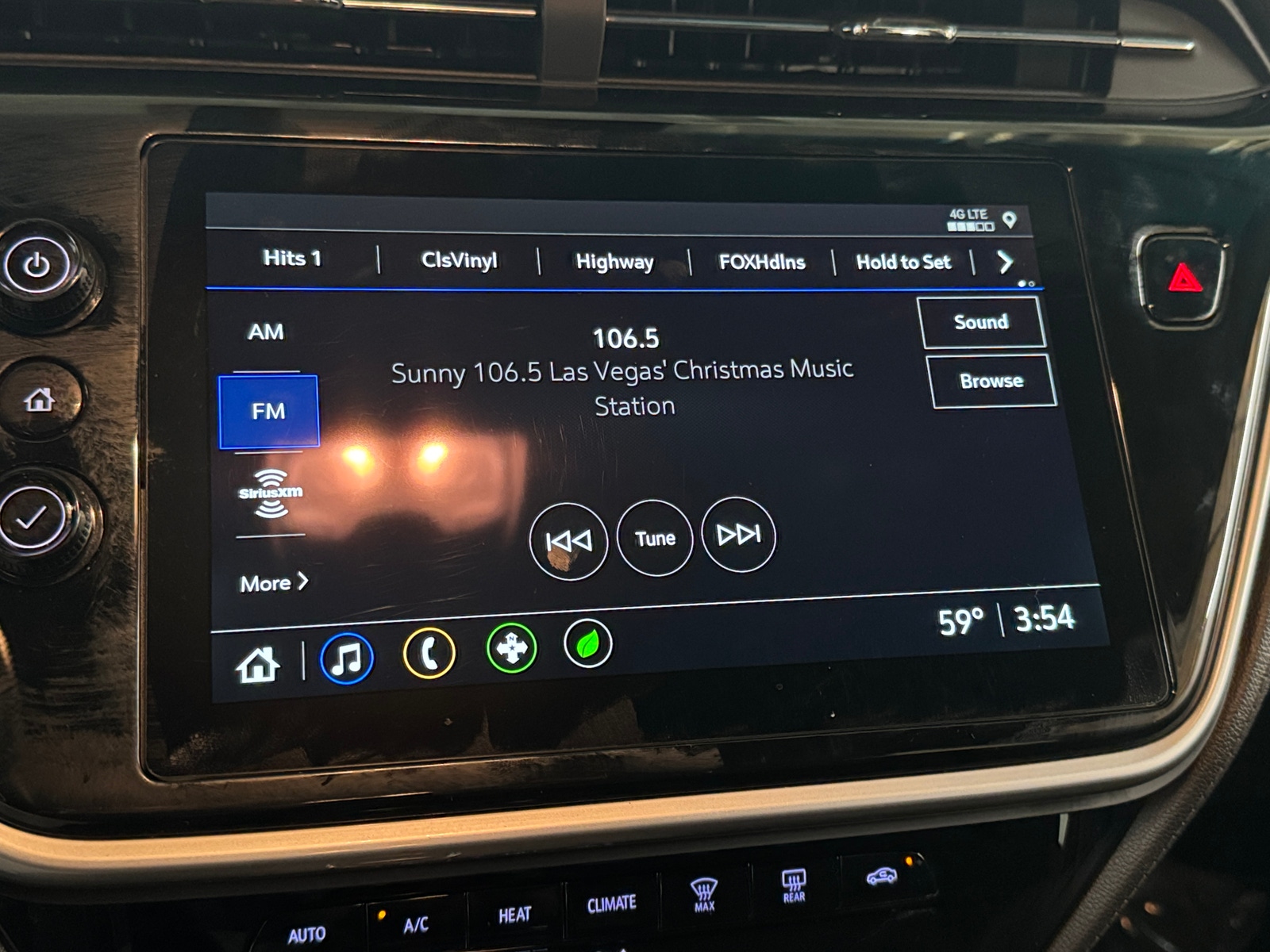 Thumbnail: 2023 Chevrolet Bolt EV - 4