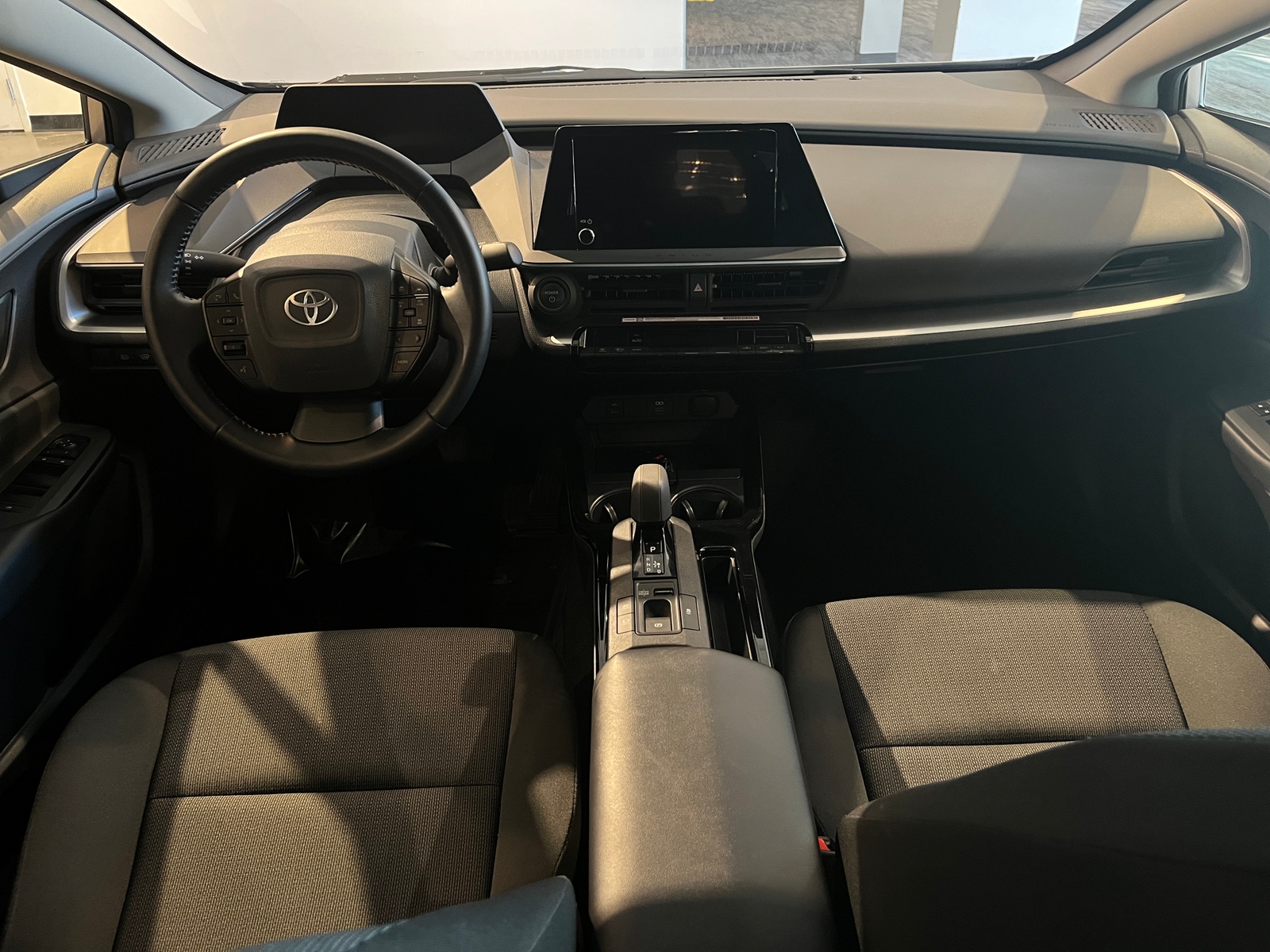 Thumbnail: 2025 Toyota Prius - 3