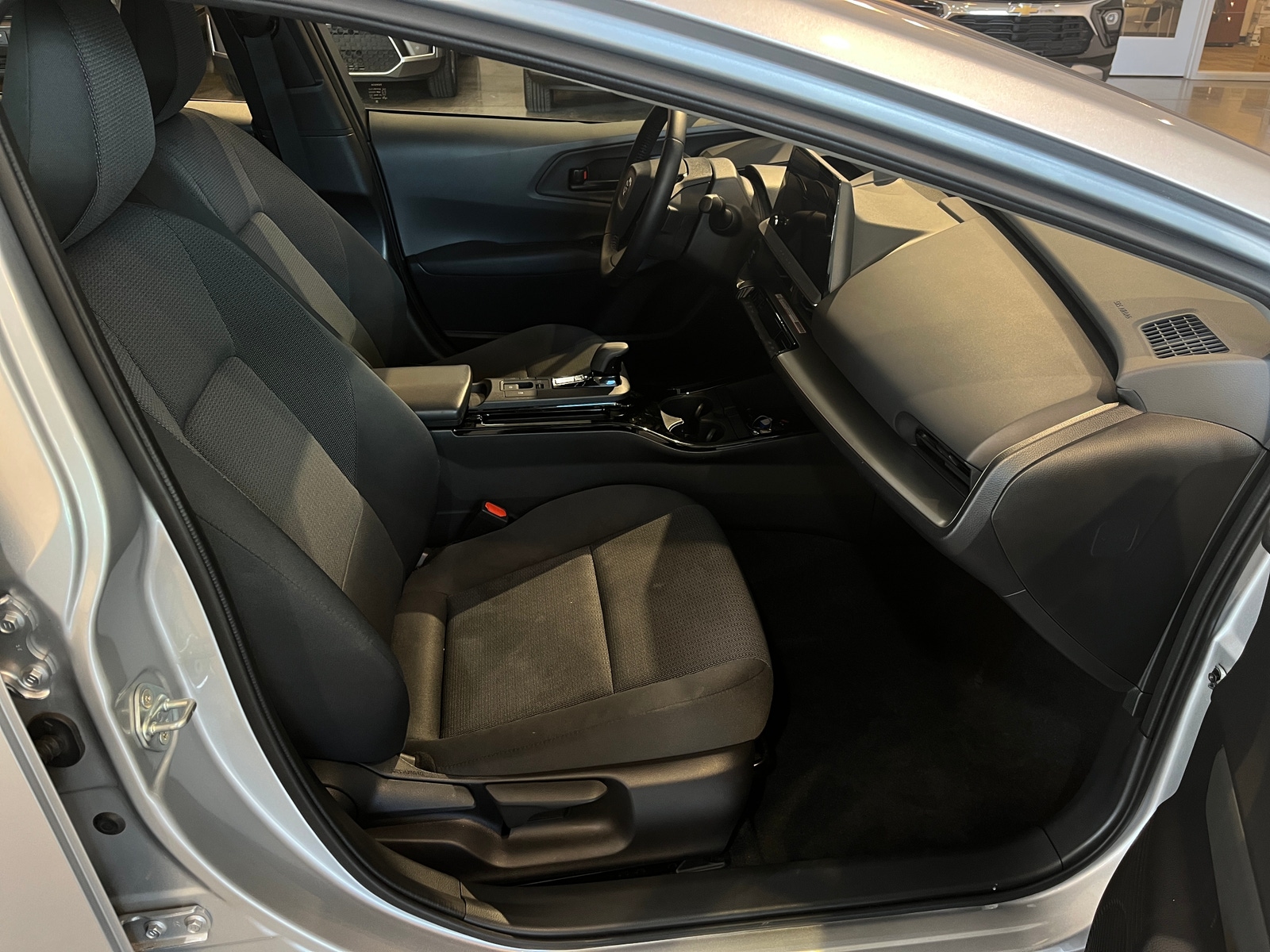 Thumbnail: 2025 Toyota Prius - 2