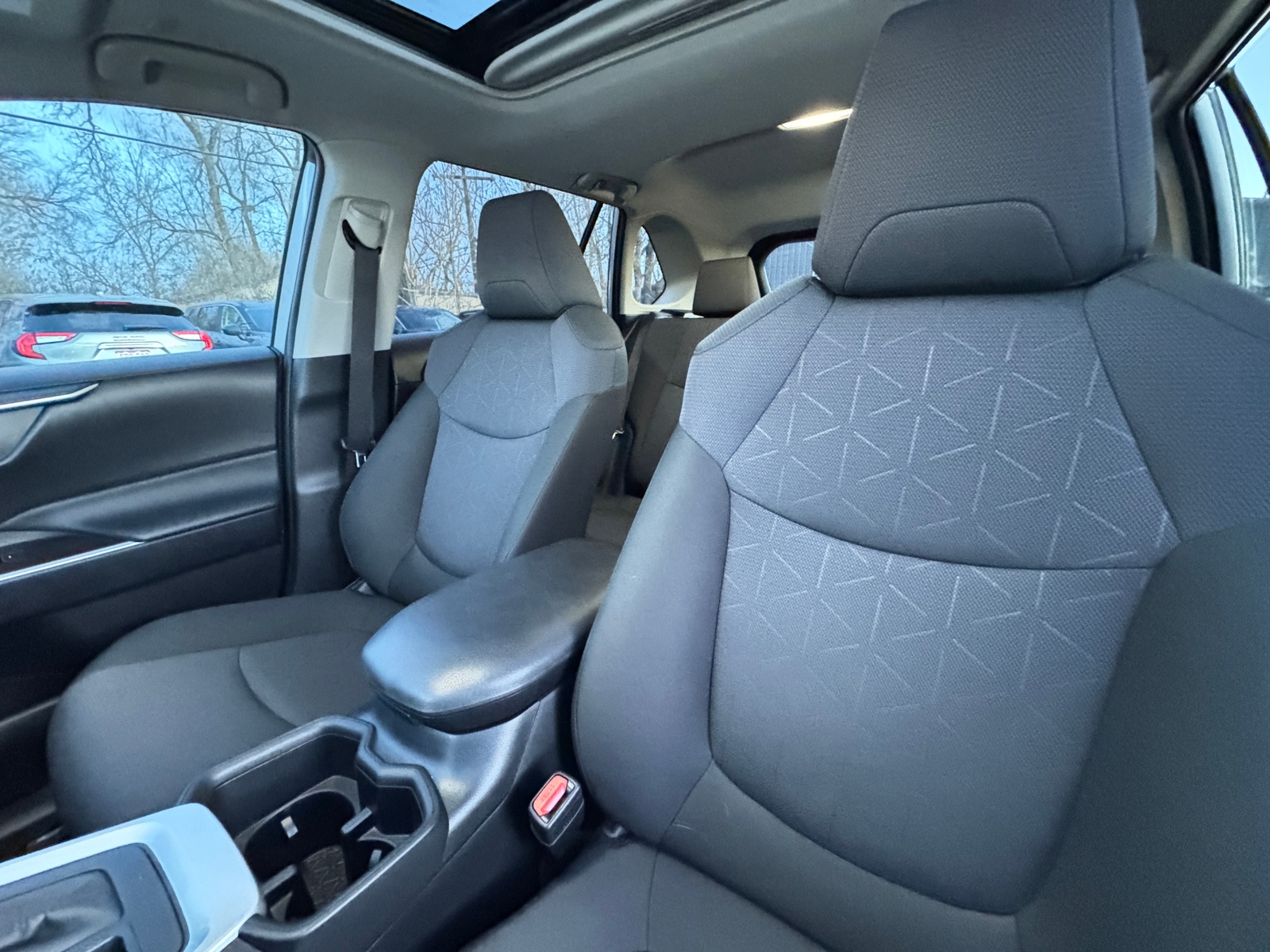 Thumbnail: 2025 Toyota RAV4 - 2