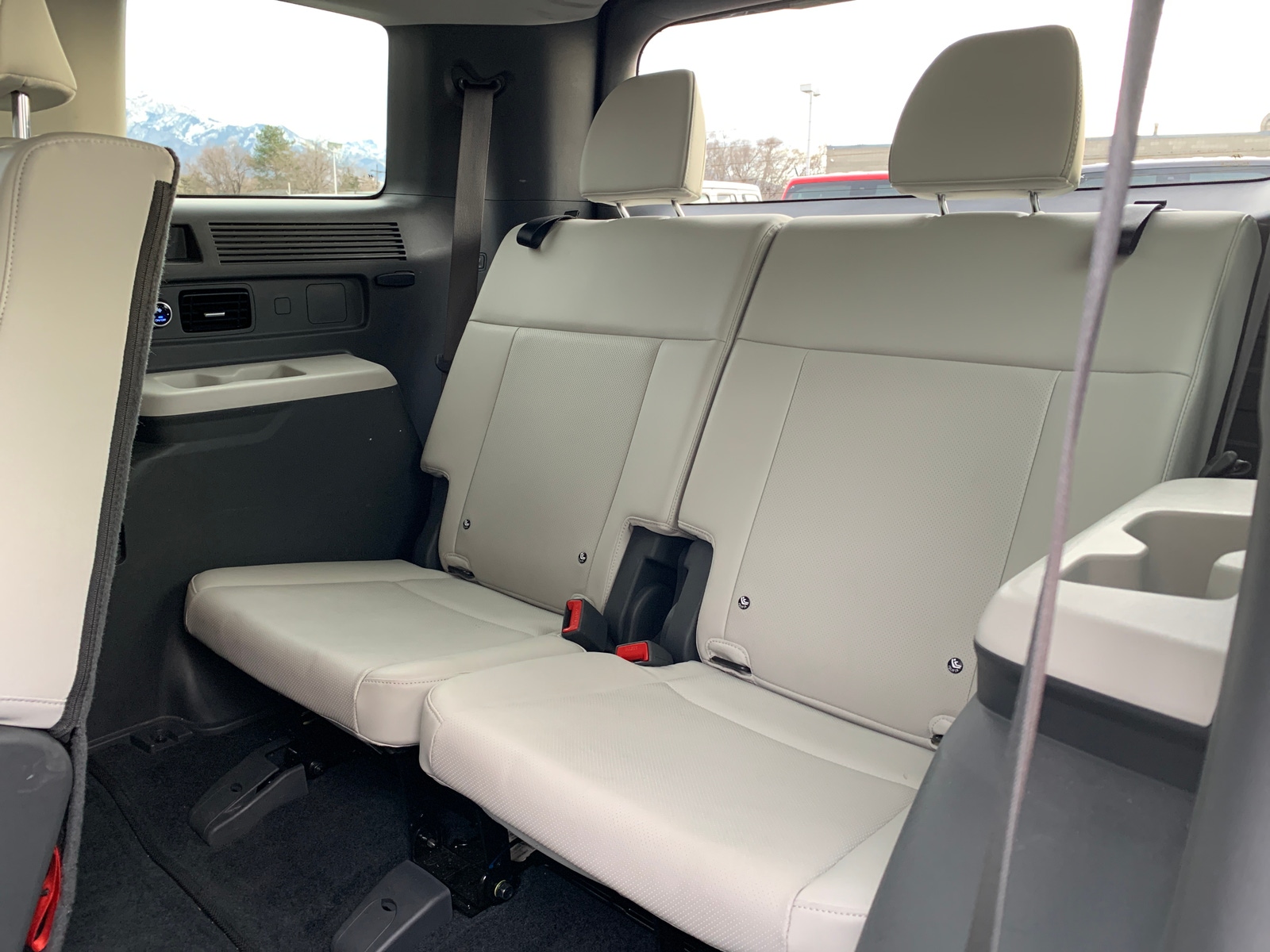 Thumbnail: 2025 Hyundai Santa Fe - 6