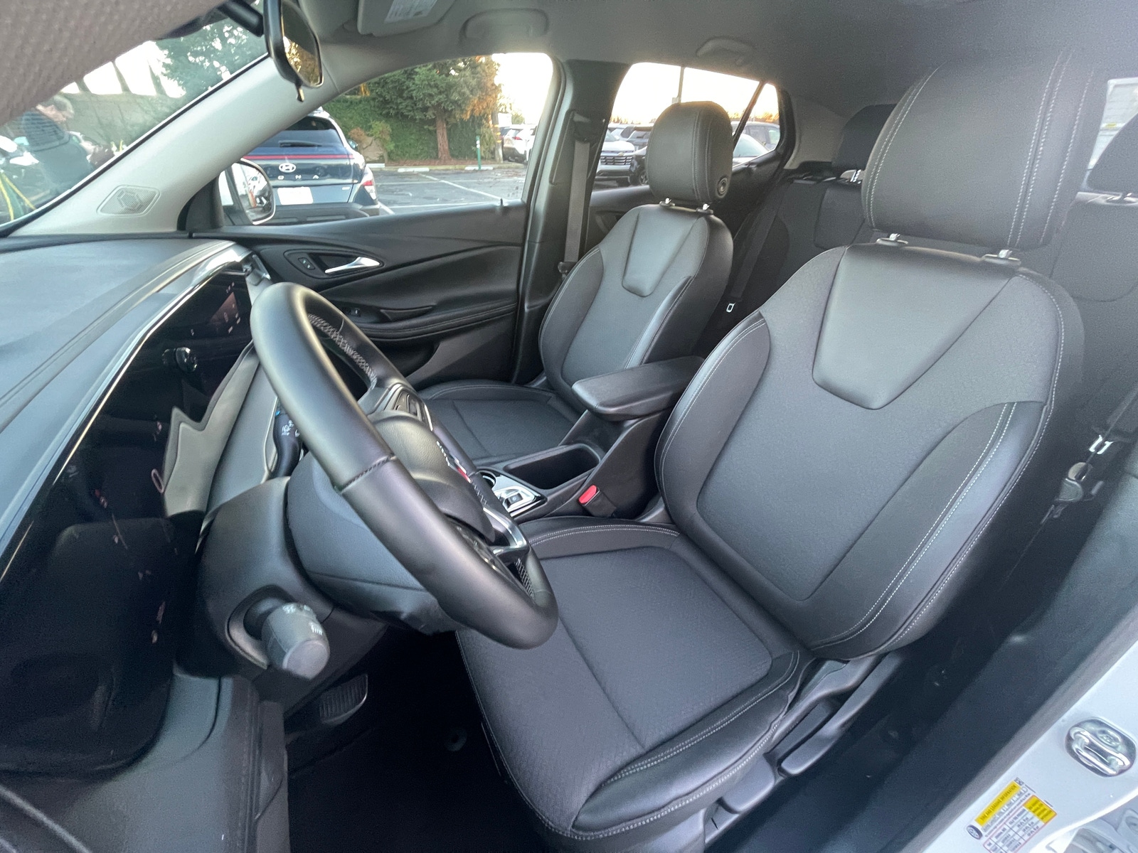 Thumbnail: 2025 Buick Encore GX - 2