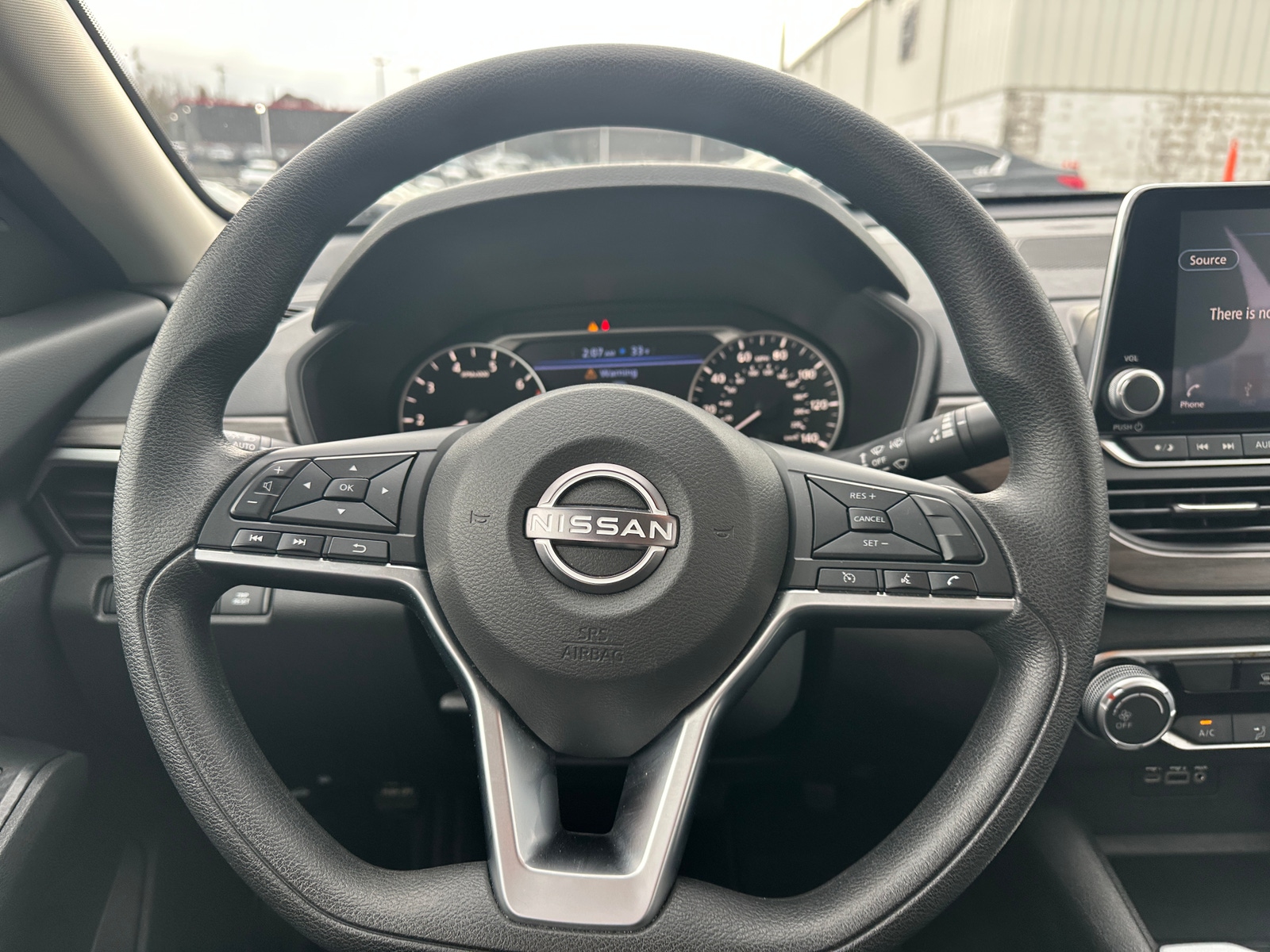 Thumbnail: 2025 Nissan Altima - 4