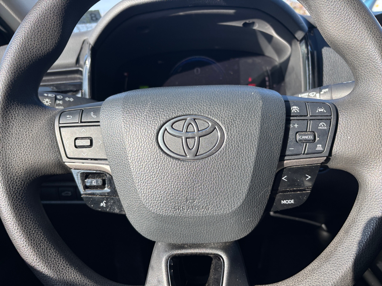 Thumbnail: 2025 Toyota Camry - 5