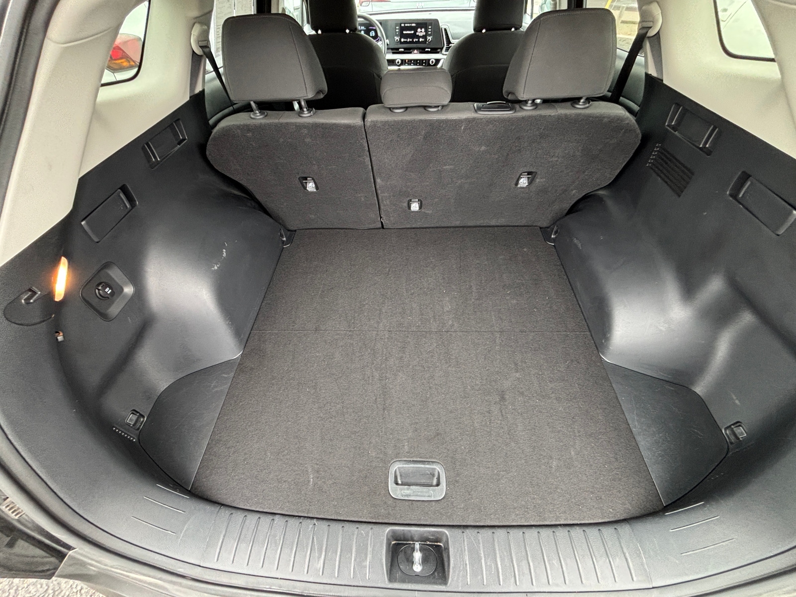 Thumbnail: 2025 Kia Sportage - 6