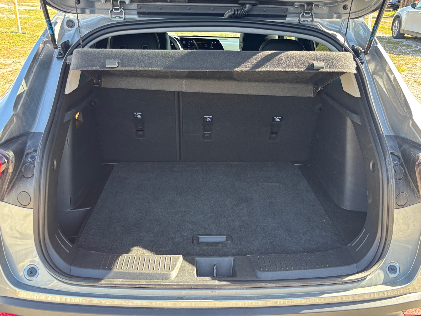 Thumbnail: 2025 Chevrolet Trax - 6