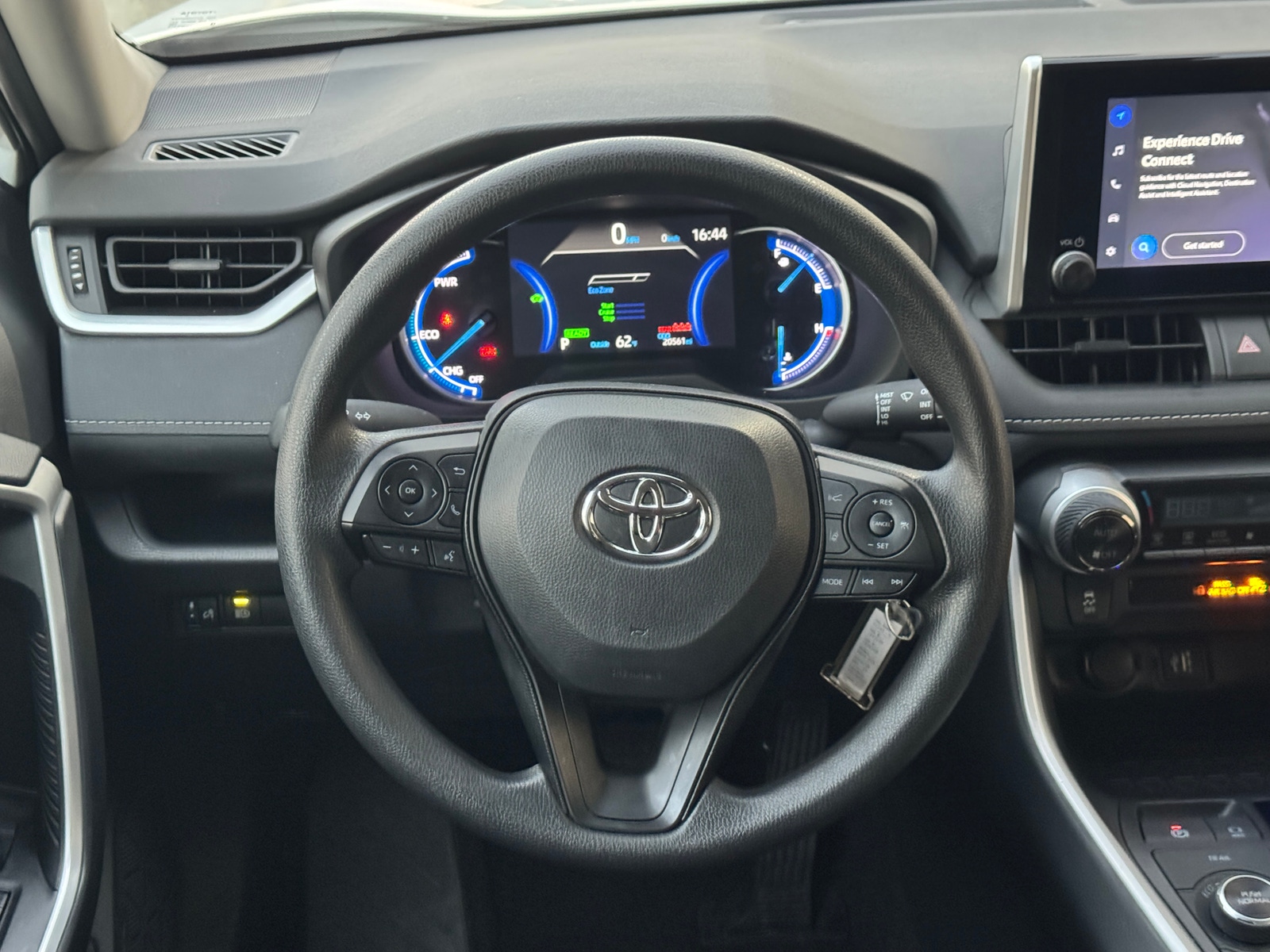 Thumbnail: 2025 Toyota RAV4 - 5