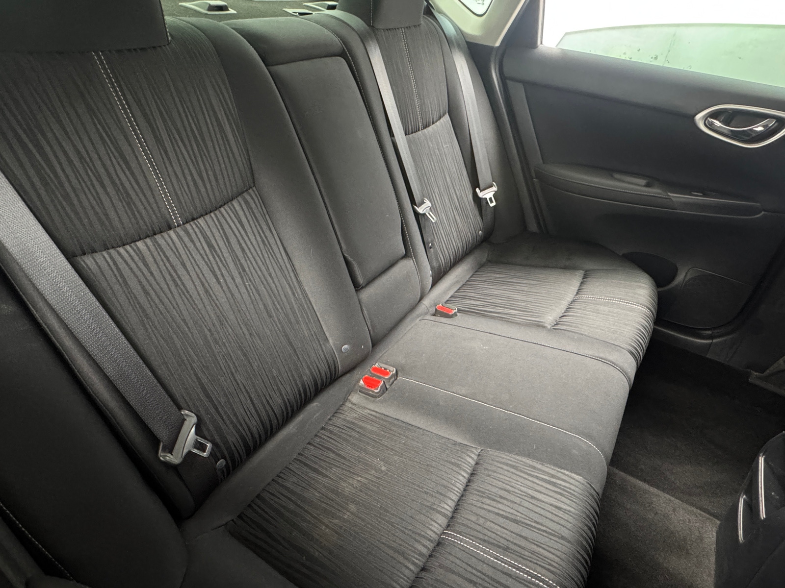 Thumbnail: 2016 Nissan Sentra - 6