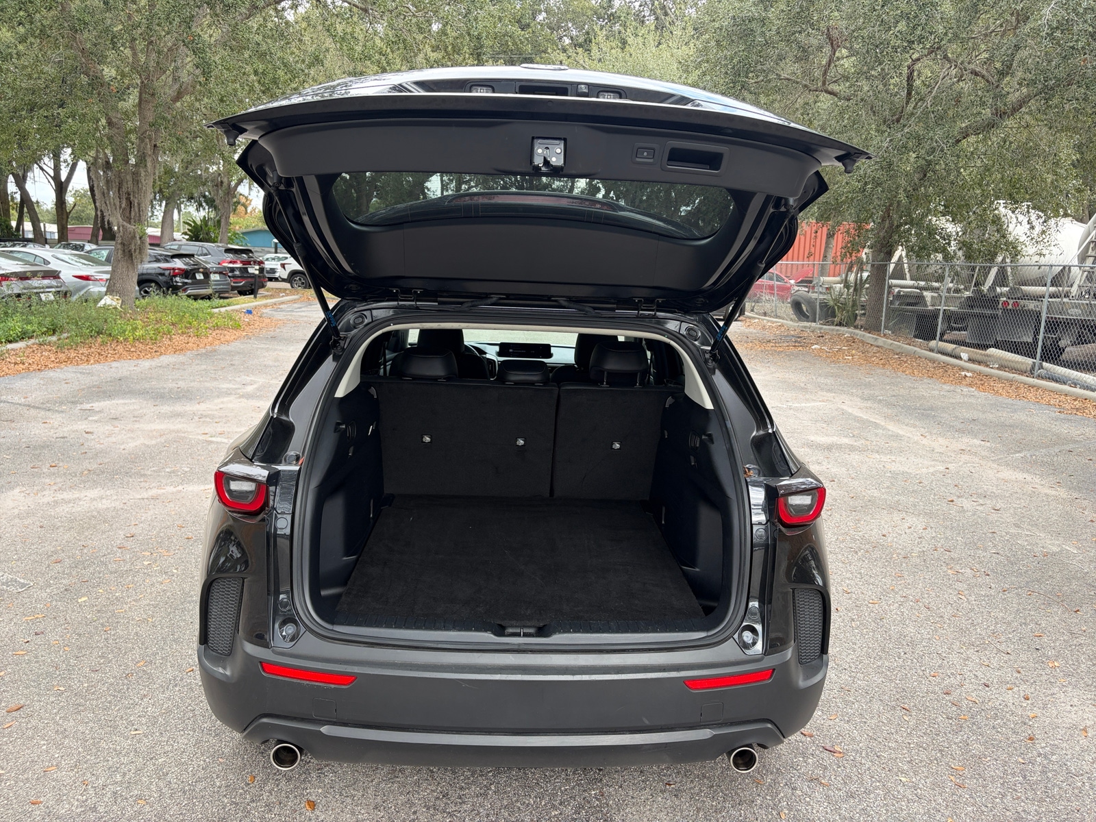 Thumbnail: 2025 Mazda CX-50 - 4