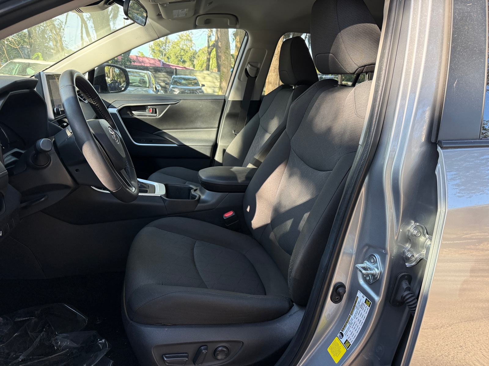 Thumbnail: 2025 Toyota RAV4 - 2