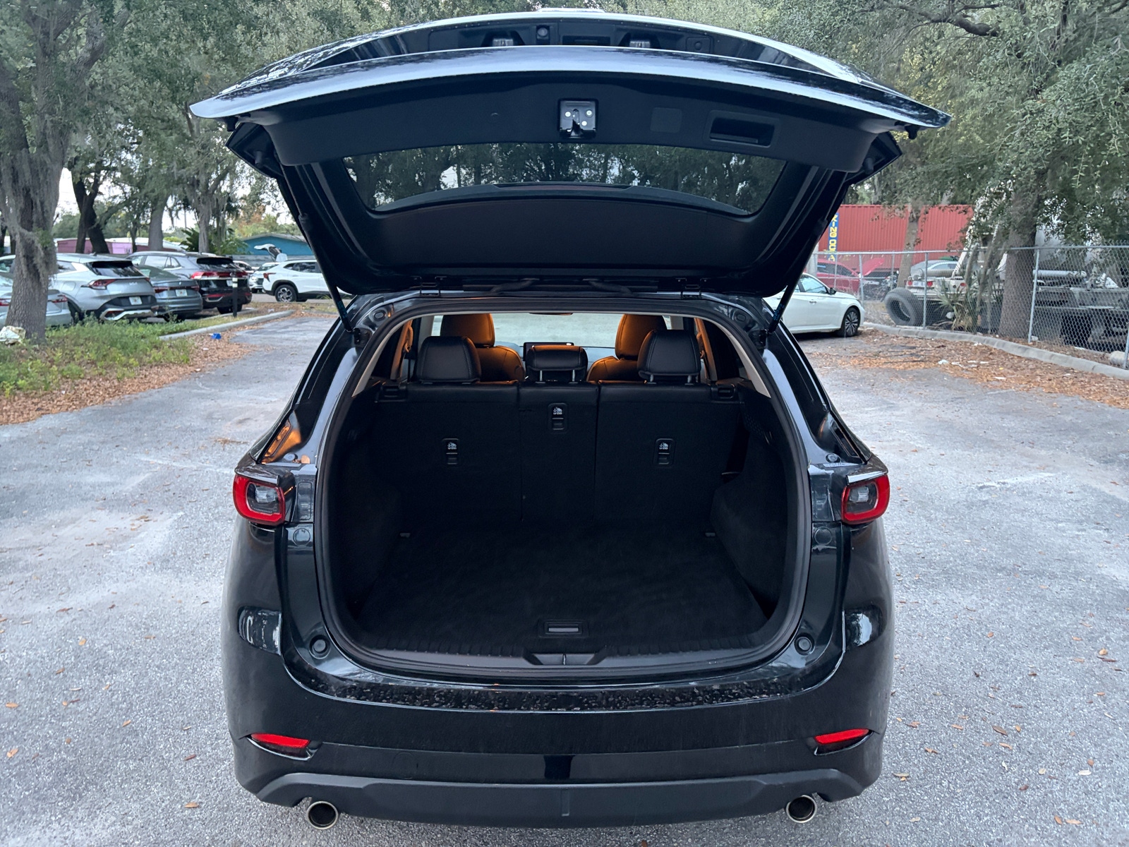 Thumbnail: 2025 Mazda CX-5 - 4