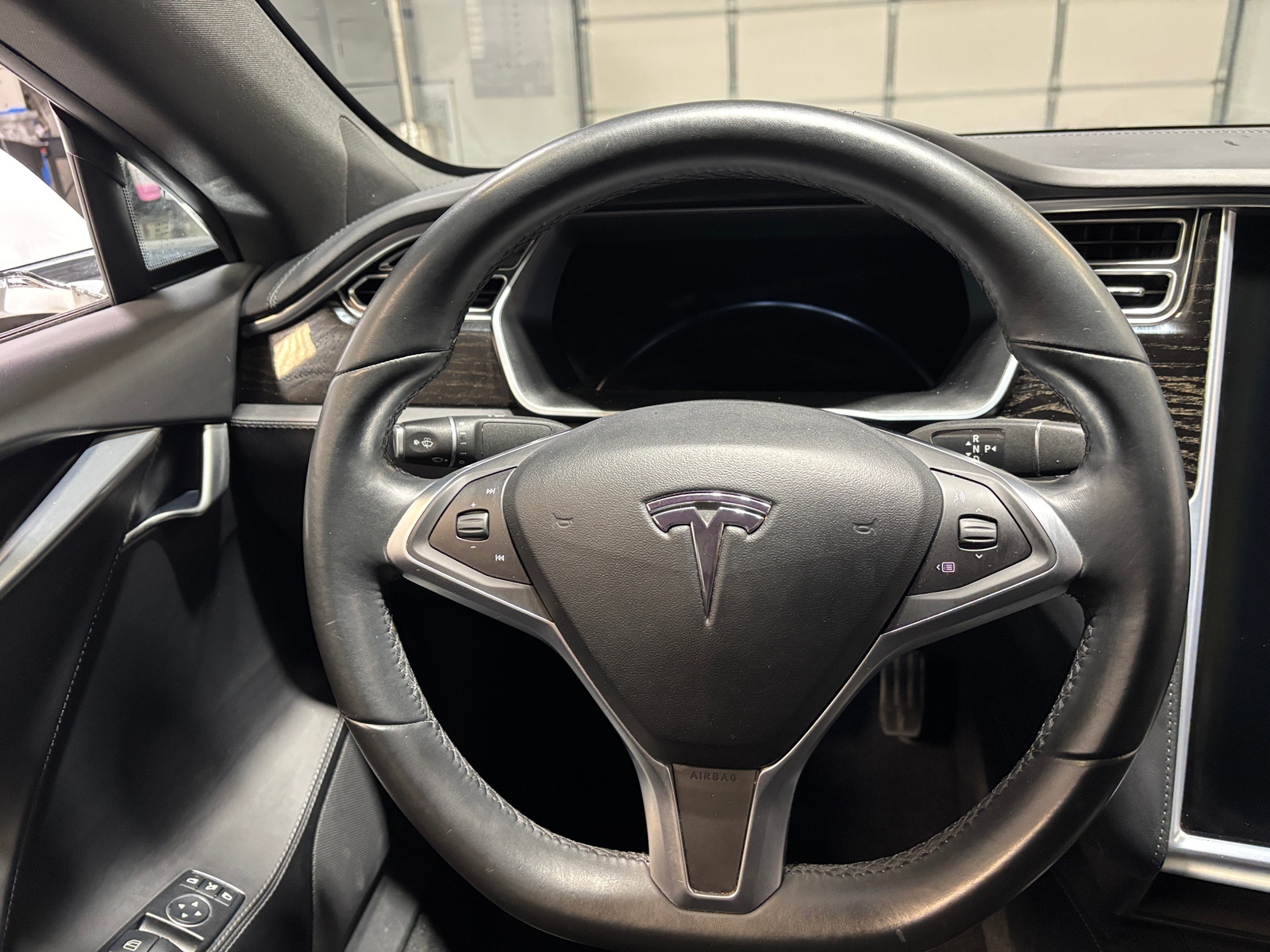 Thumbnail: 2017 Tesla Model S - 4